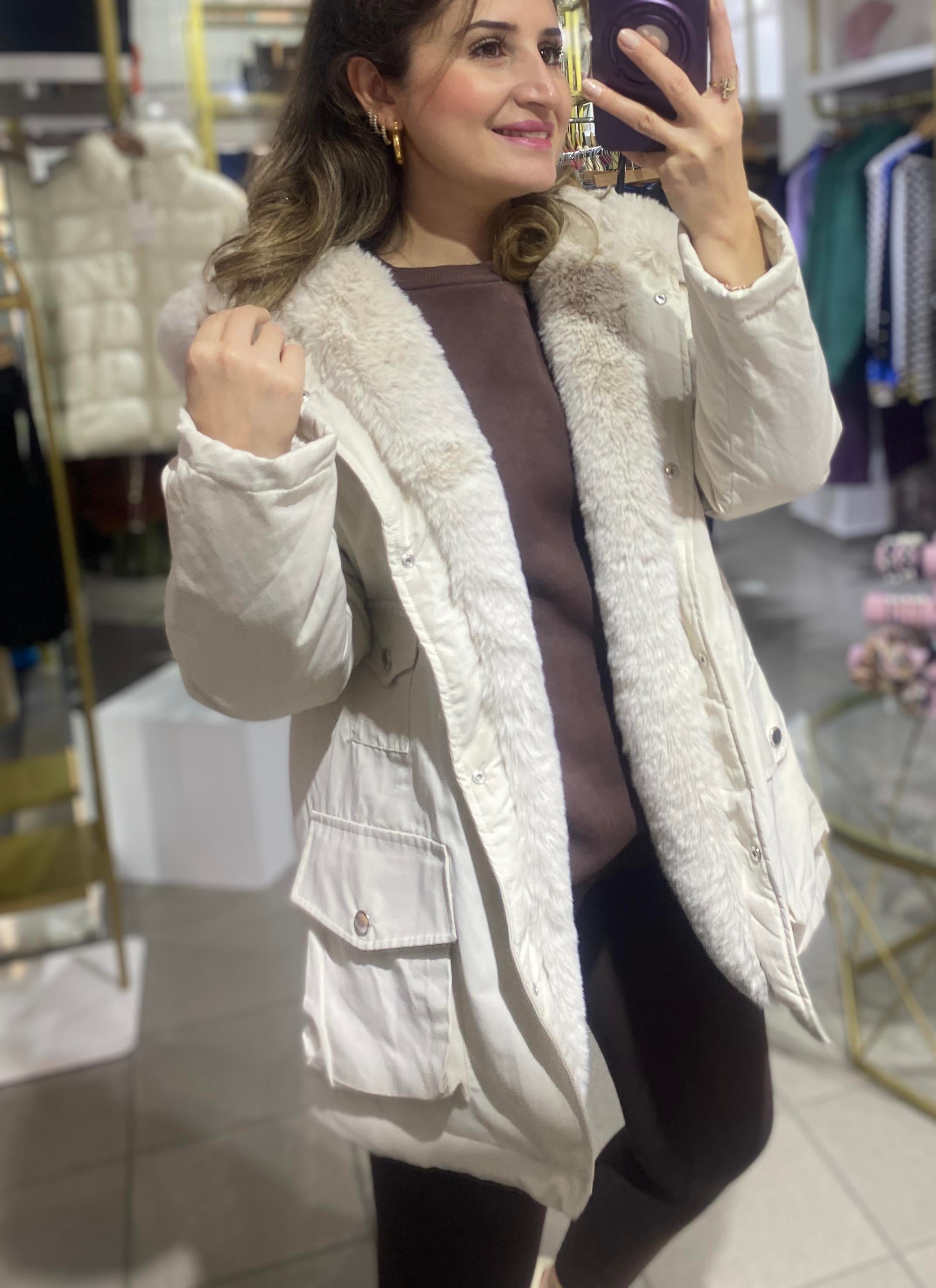 TÜYLÜ PARKA