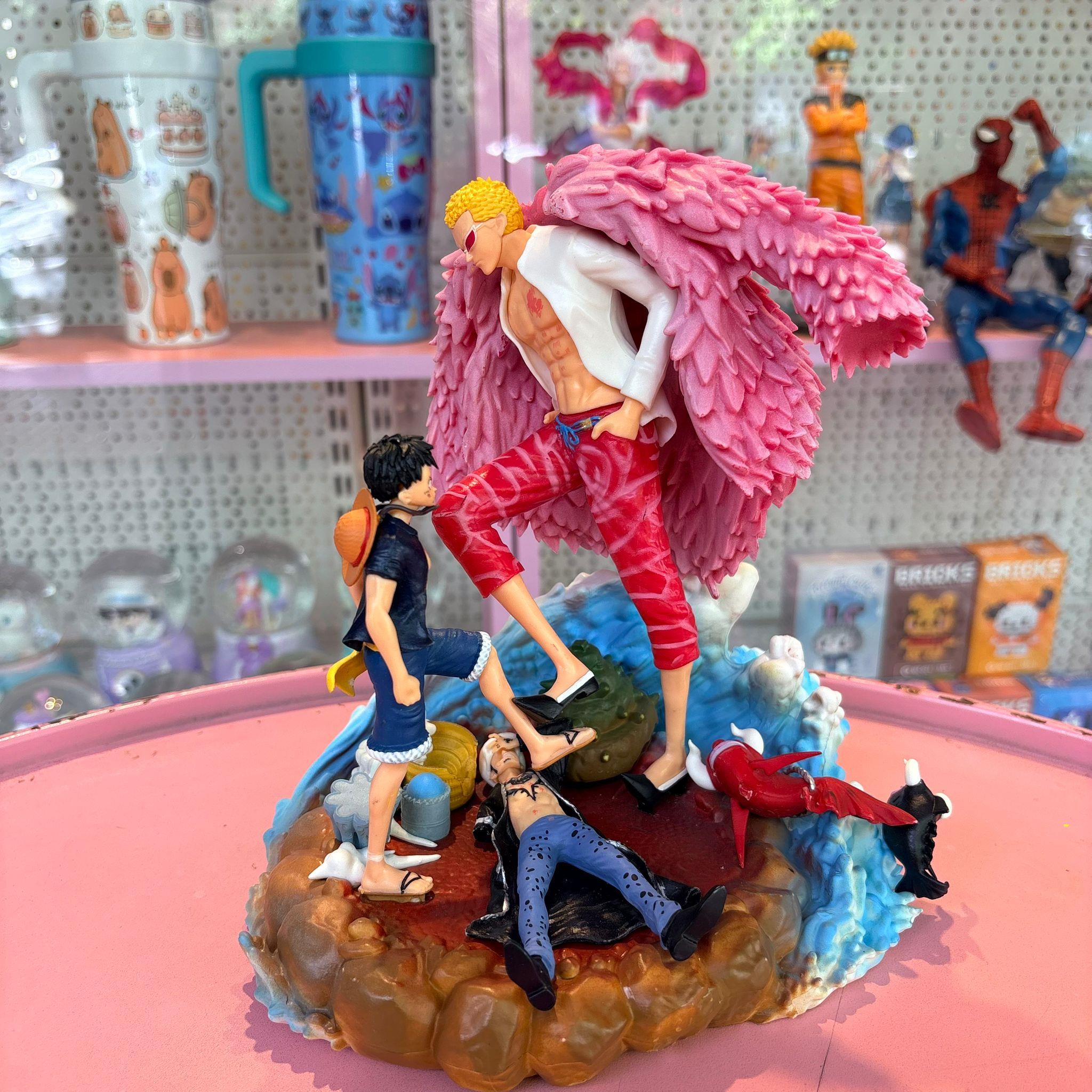 Donquixote Doflamingo-Monkey D. Luffy Figür