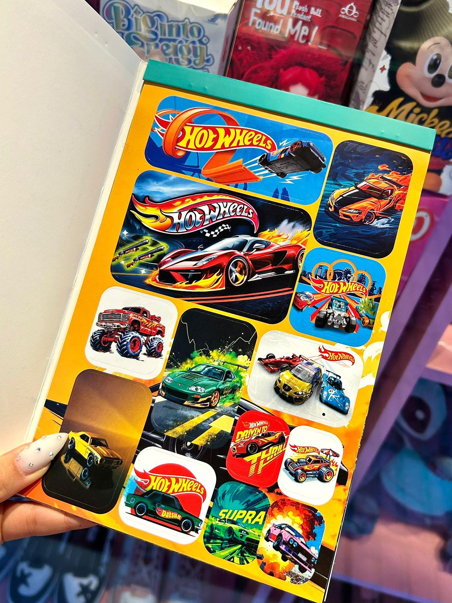 Hotwheels Sticker Defteri
