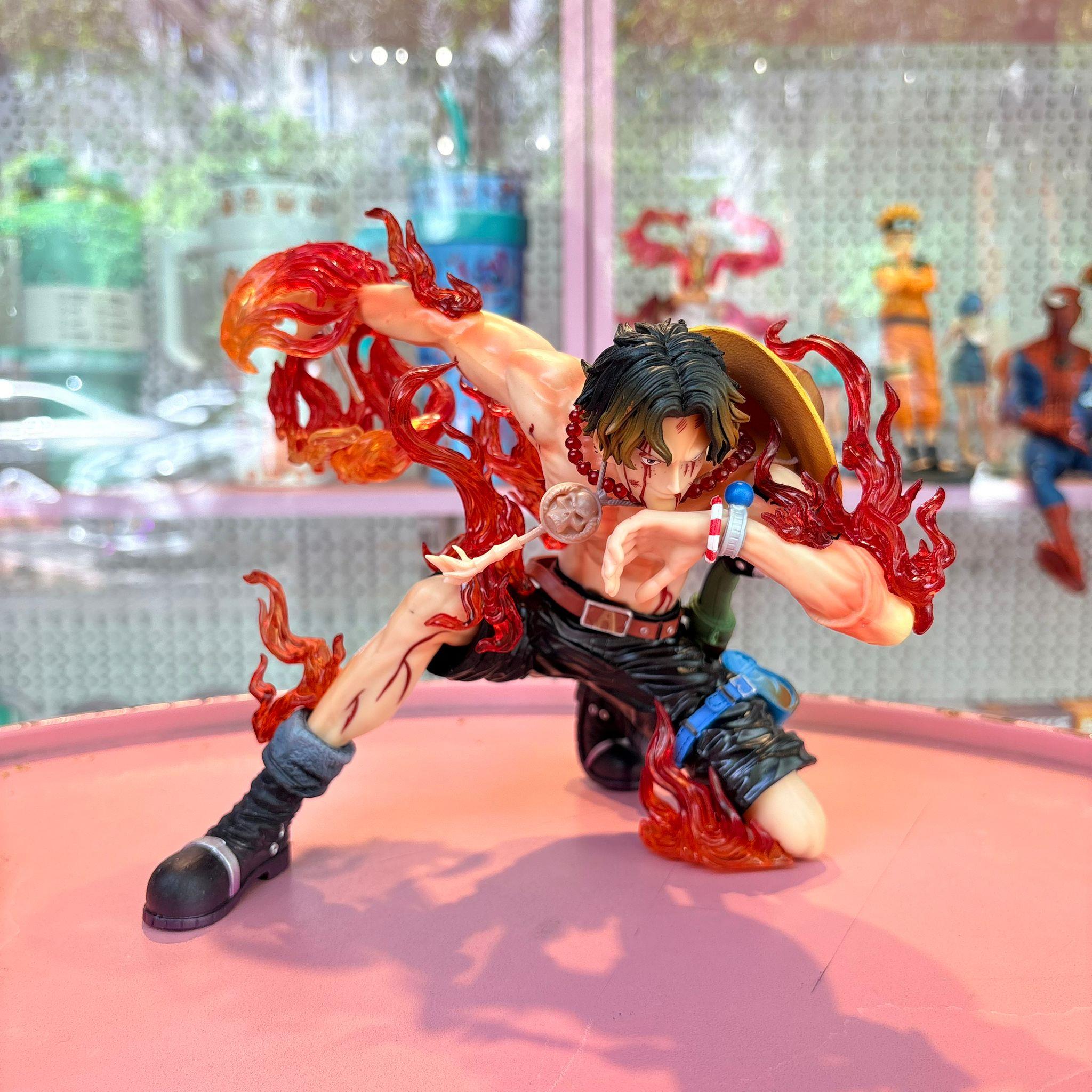 Portgas D. Ace Figür