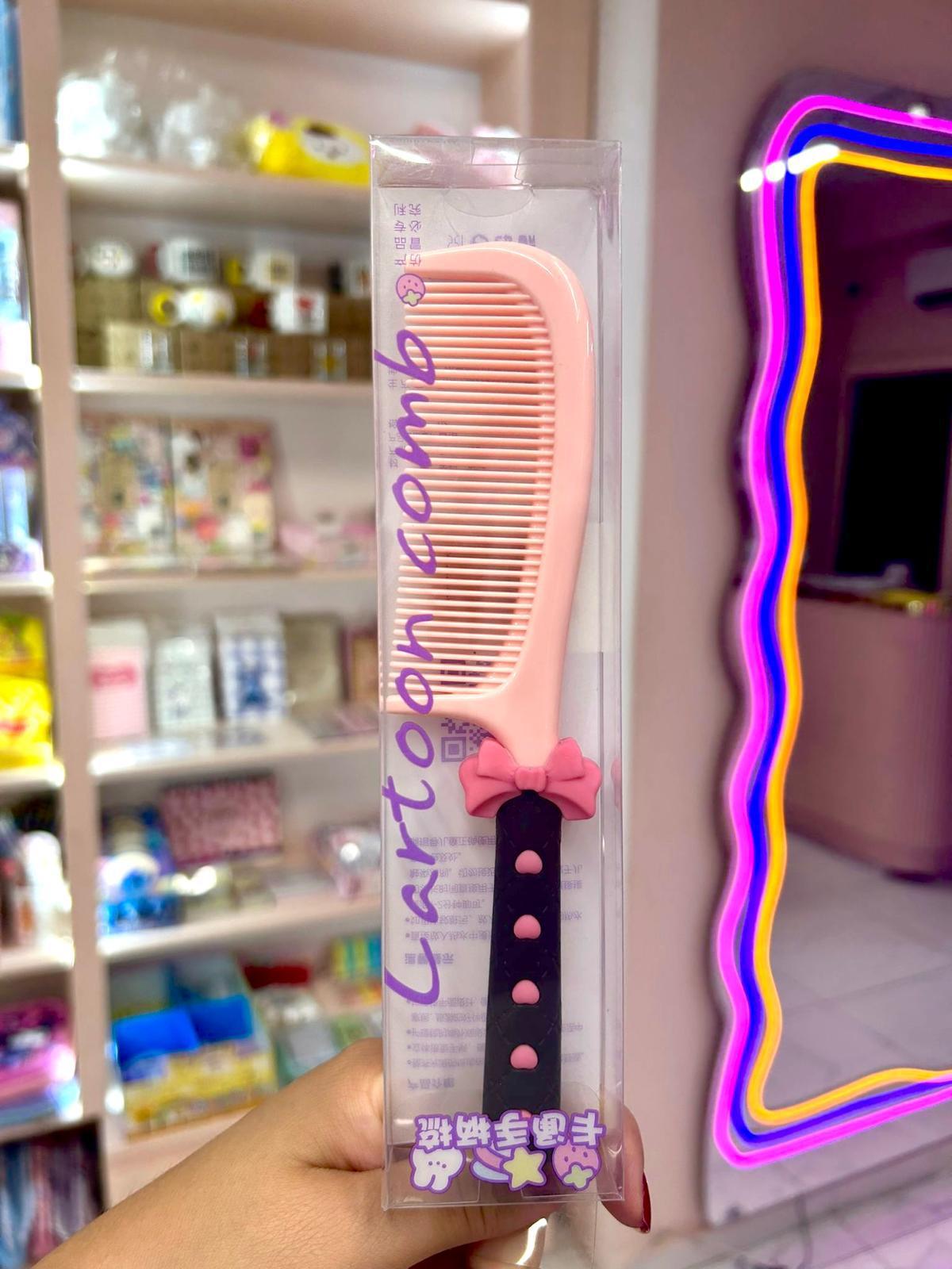 Siyah Pembe Fiyonklu Tarak