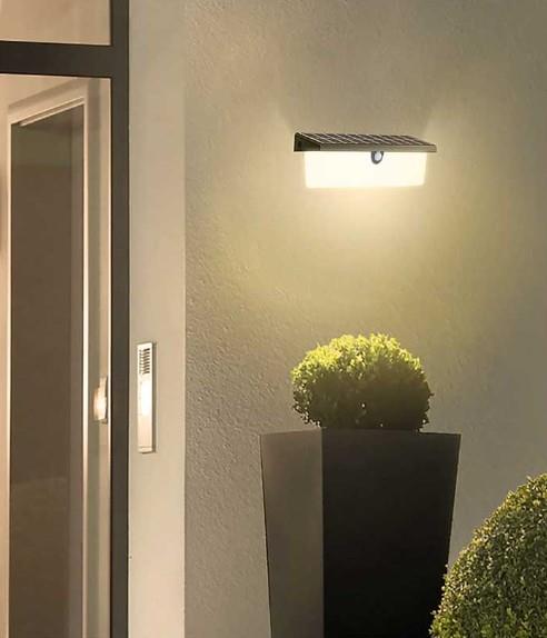 ACK AG60-03851 IP54 Siyah Solar Duvar Apliği