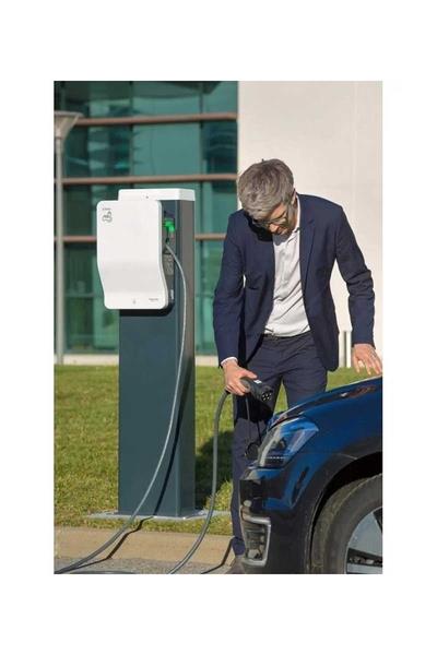 Schneider EVH2S22P0CK EVlink Wallbox 22kW T2 Bağlantılı Kablolu Şarj İstasyonu