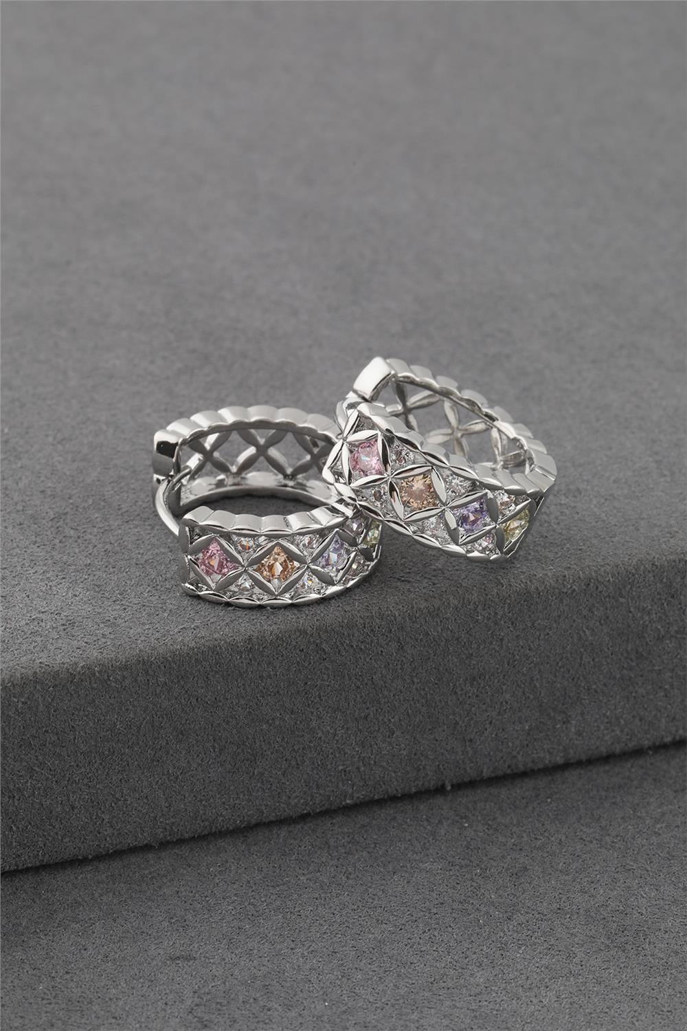Çelik Charm