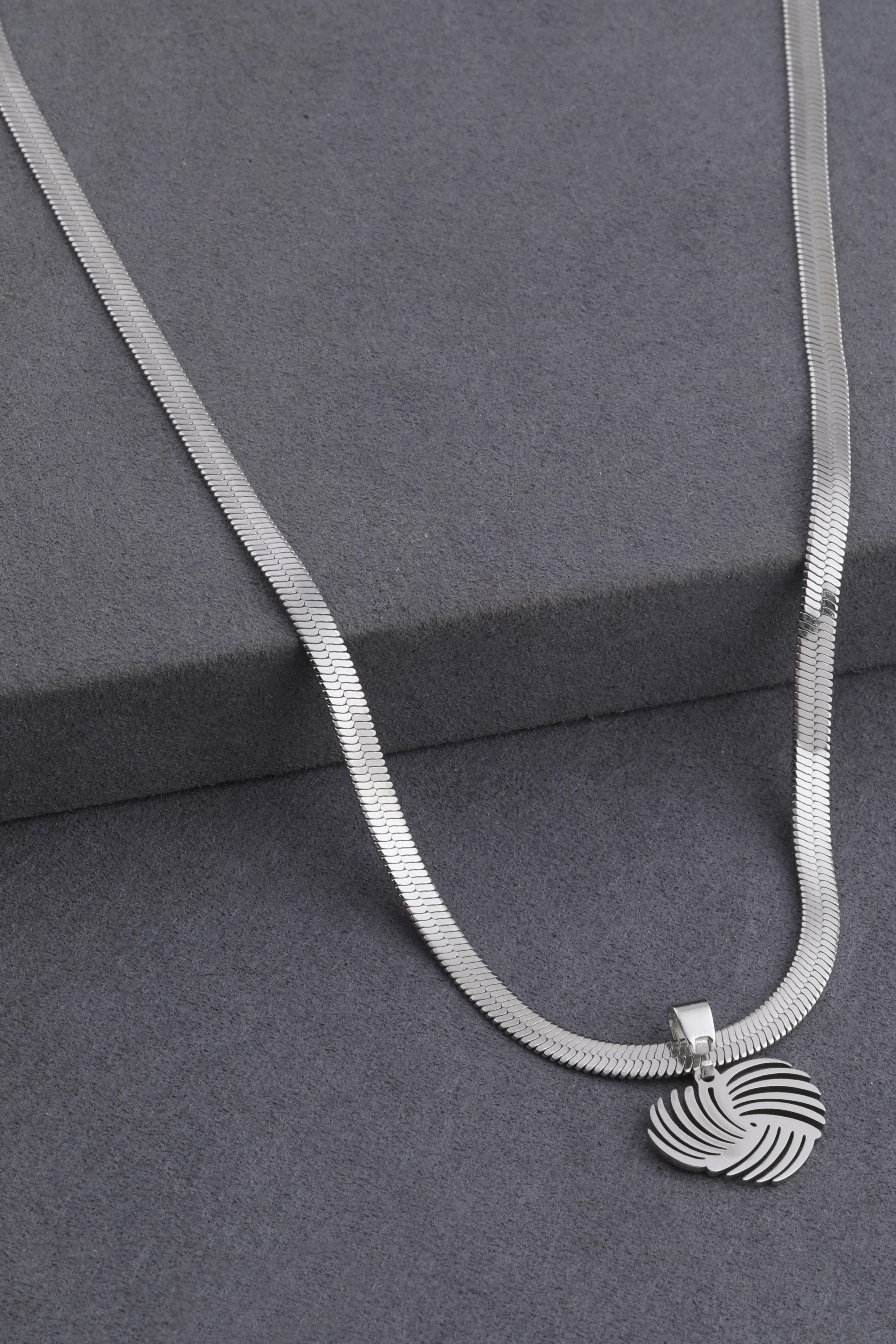 Çelik Kolye 45cm