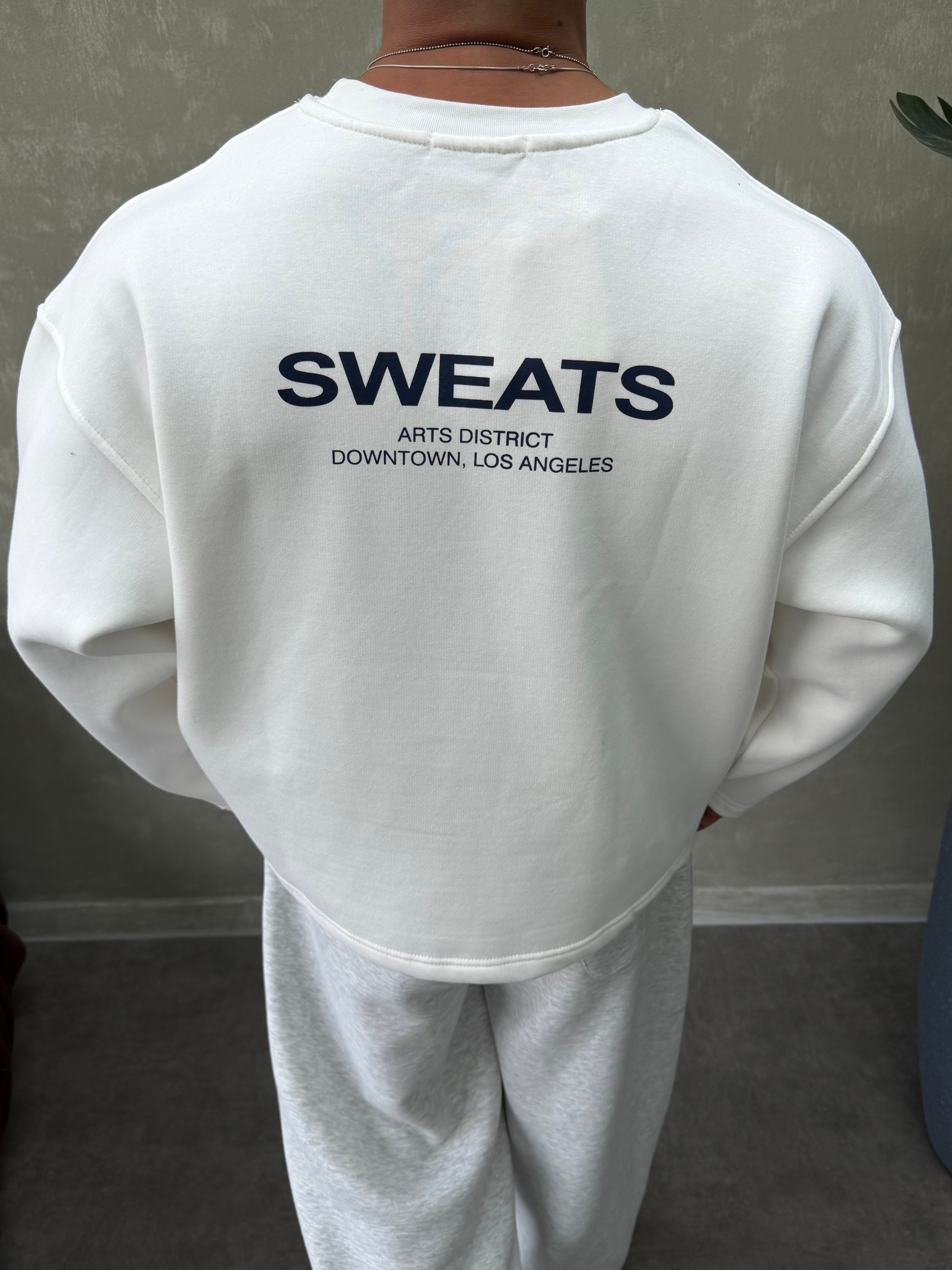 BOXY KALIP OVERSIZE SIRT BASKILI SWEAT BEYAZ