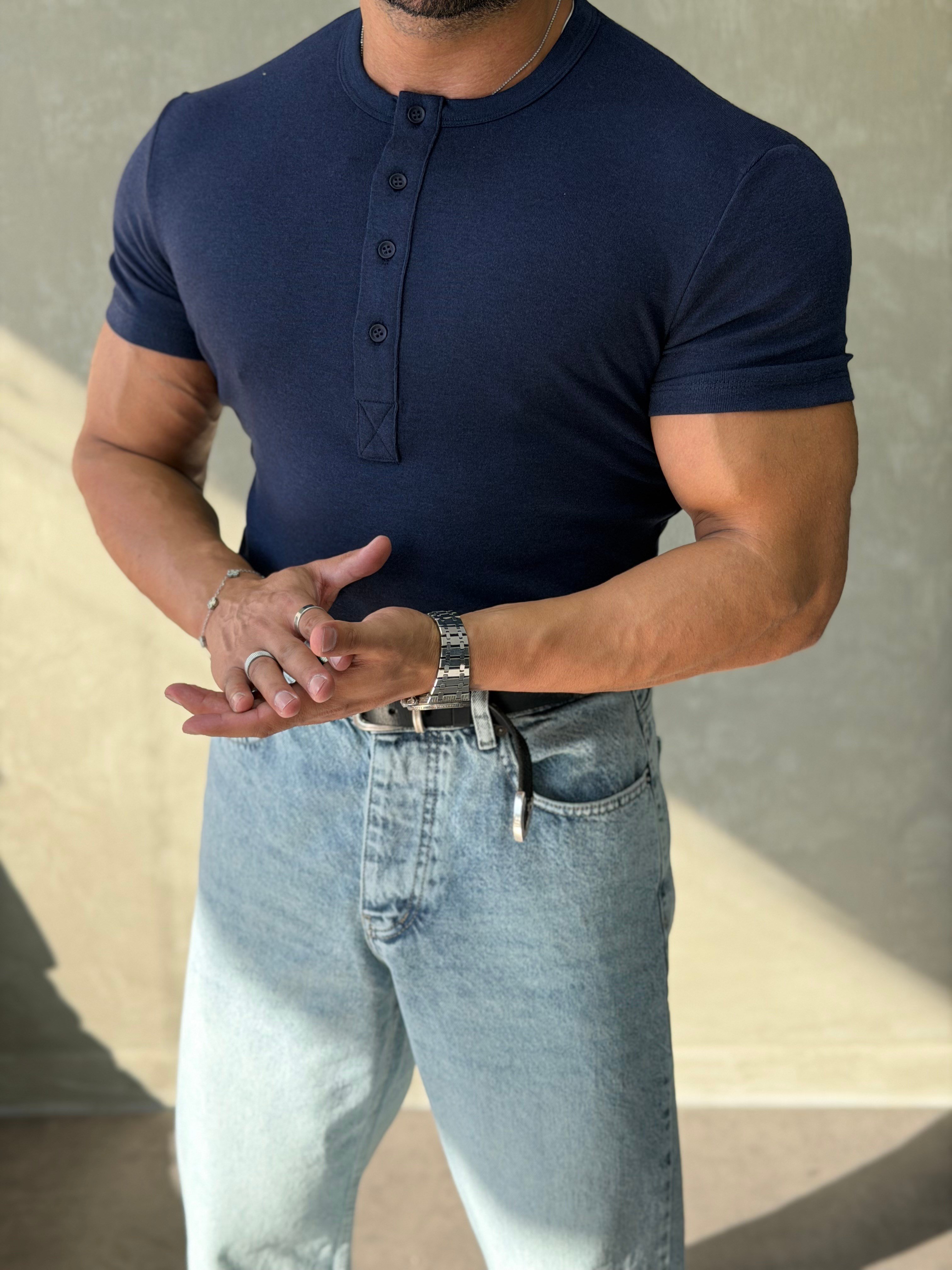HENLEY YAKA DÜĞMELİ  SLİMFİT T-SHİRT LACİVERT