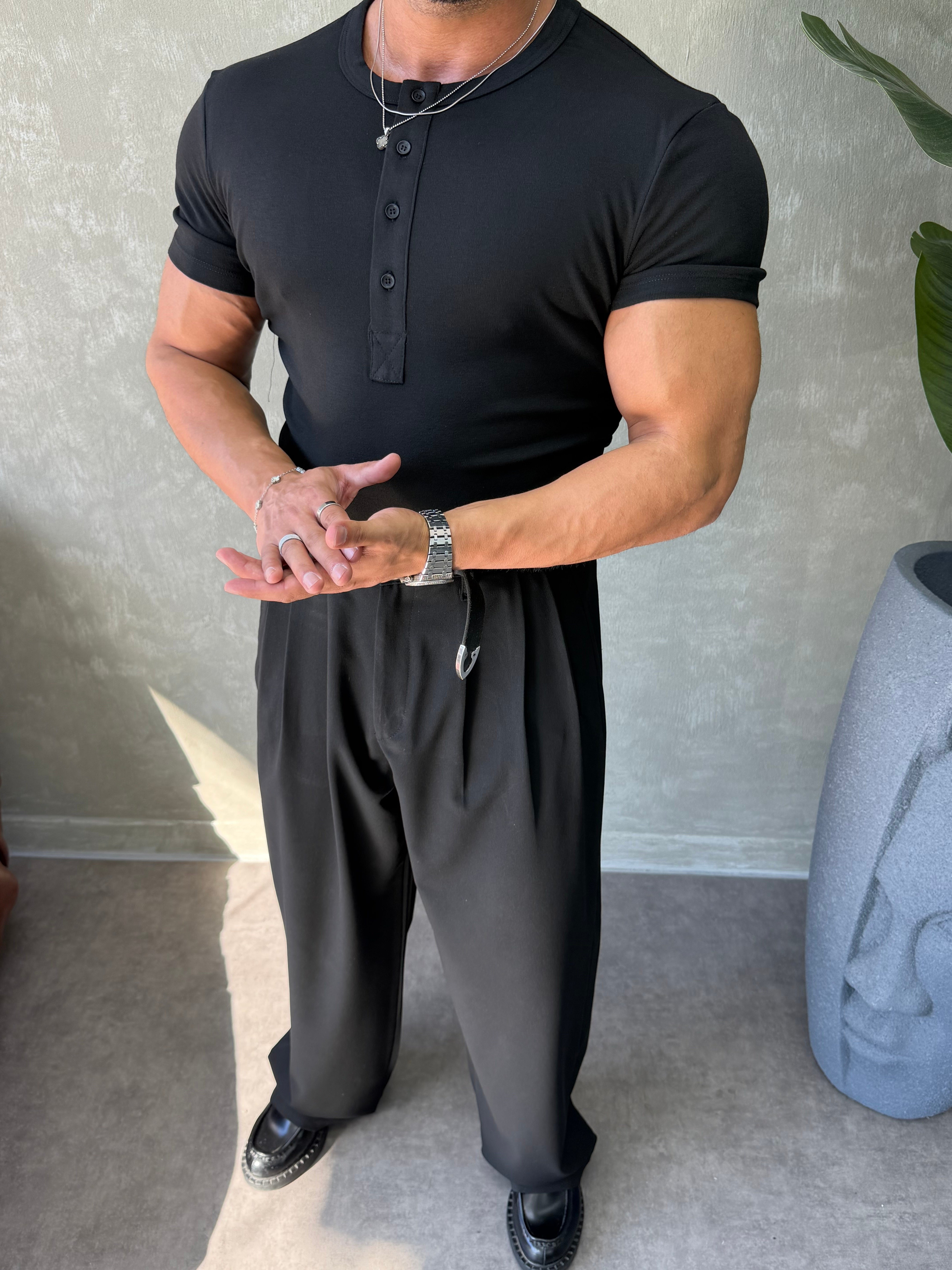 HENLEY YAKA DÜĞMELİ  SLİMFİT T-SHİRT SİYAH