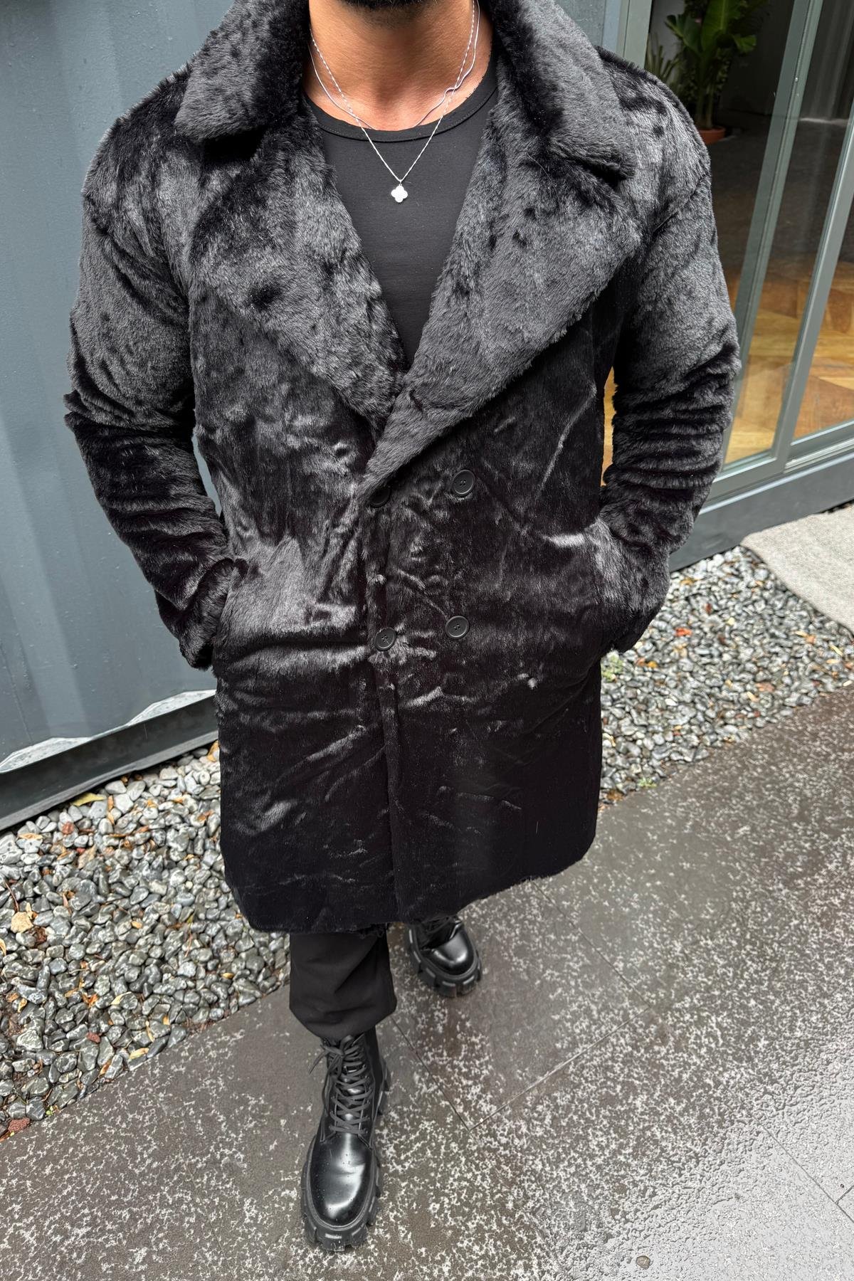 ÖZEL TASARIM KÜRK KABAN SİYAH