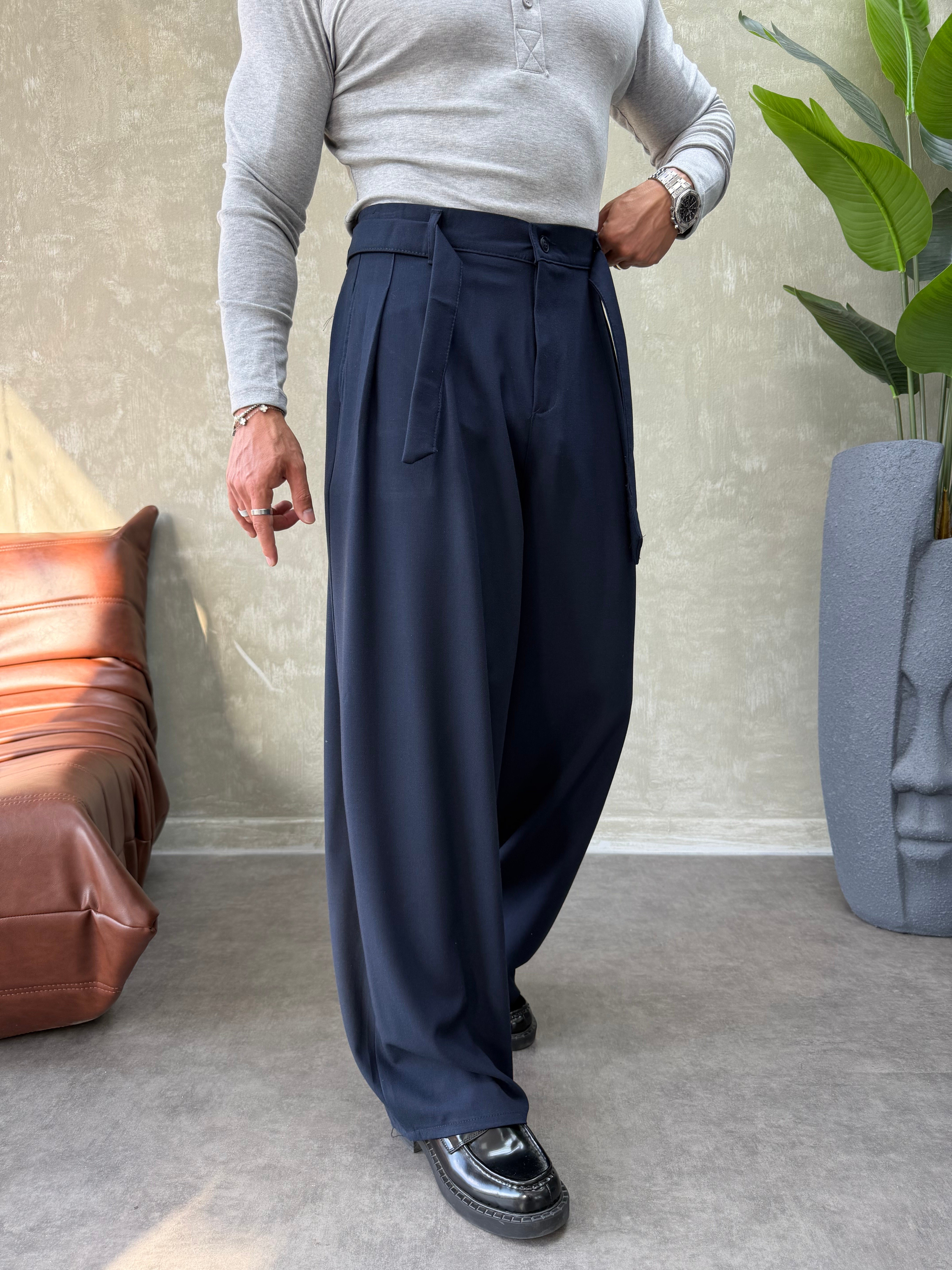 PREMIUM SERİ KEMER DETAYLI KORE KESİM PANTOLON LACİVERT 