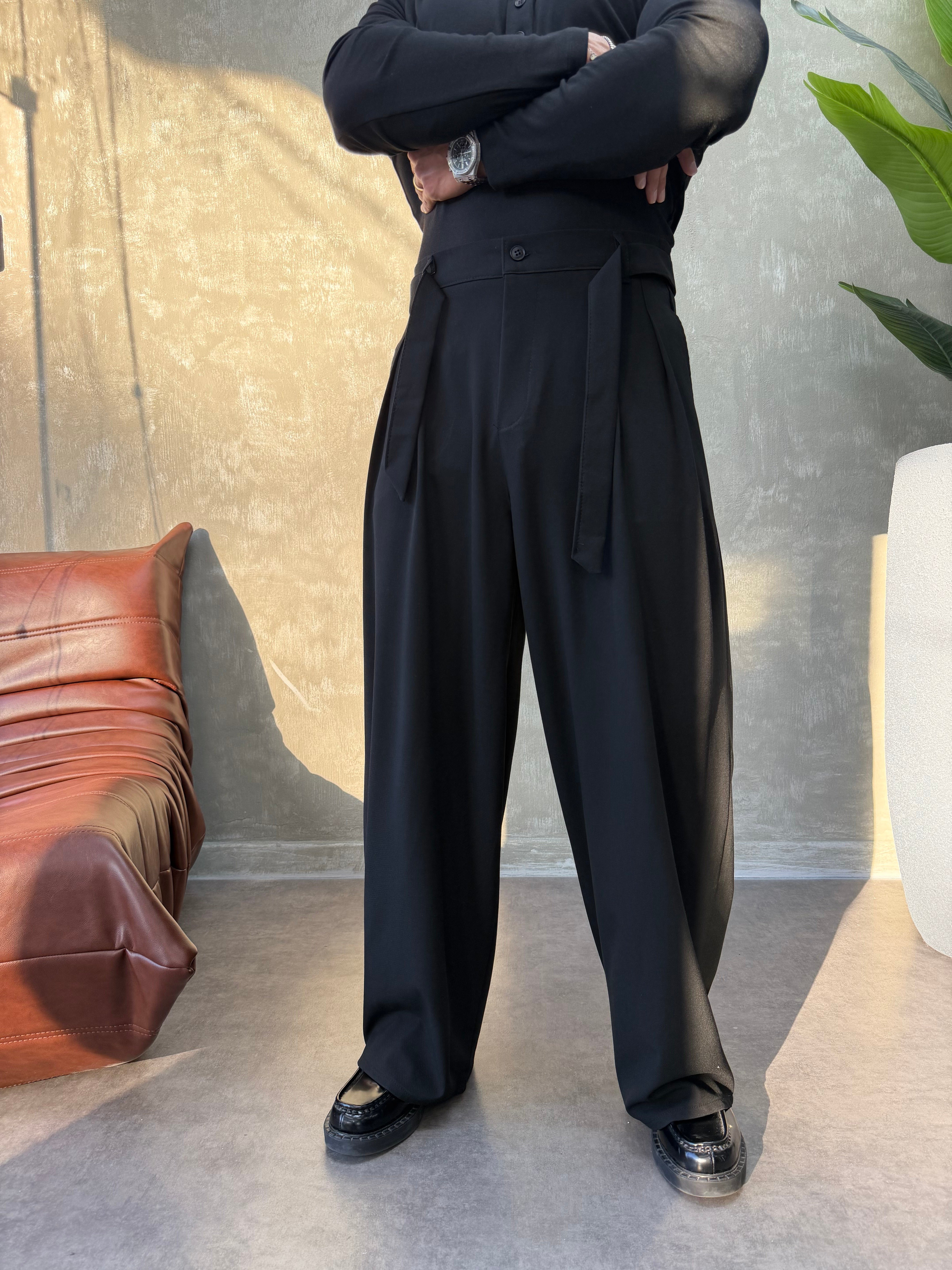 PREMIUM SERİ KEMER DETAYLI KORE KESİM PANTOLON SİYAH