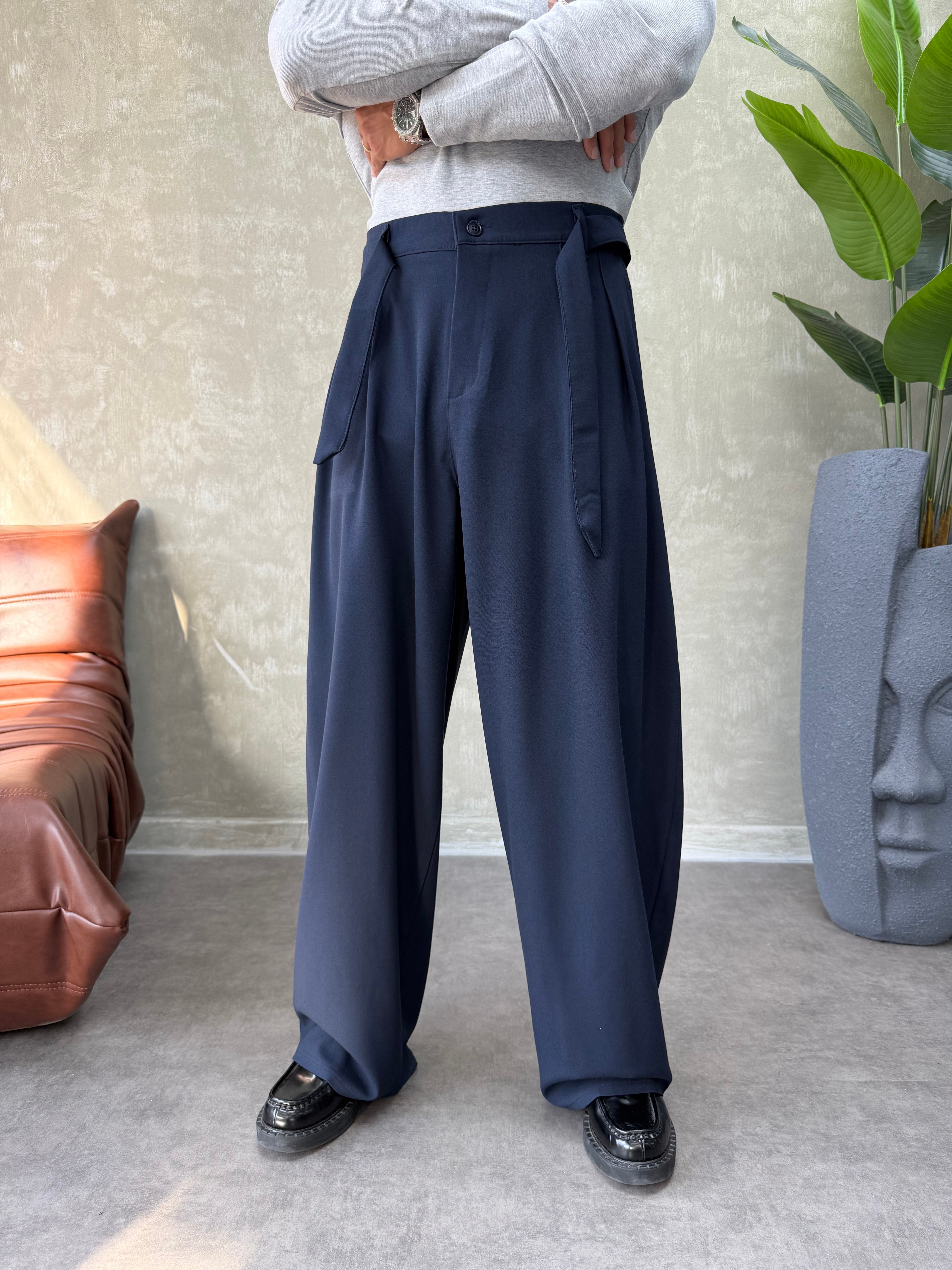 PREMIUM SERİ KEMER DETAYLI KORE KESİM PANTOLON LACİVERT 
