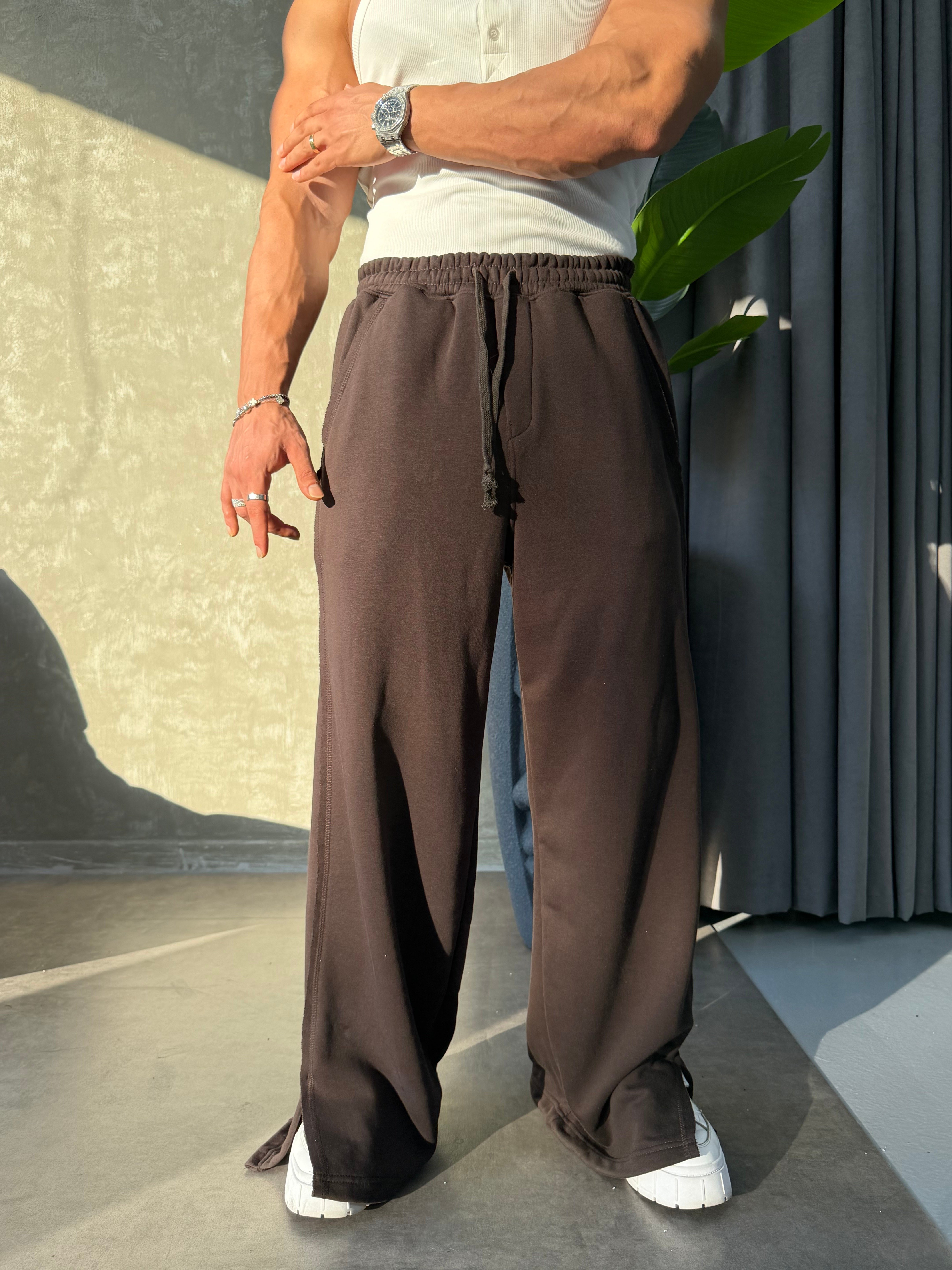 PREMIUM SERİ SUPER BAGGY YIRTMAÇLI EŞOFMAN KAHVERENGİ