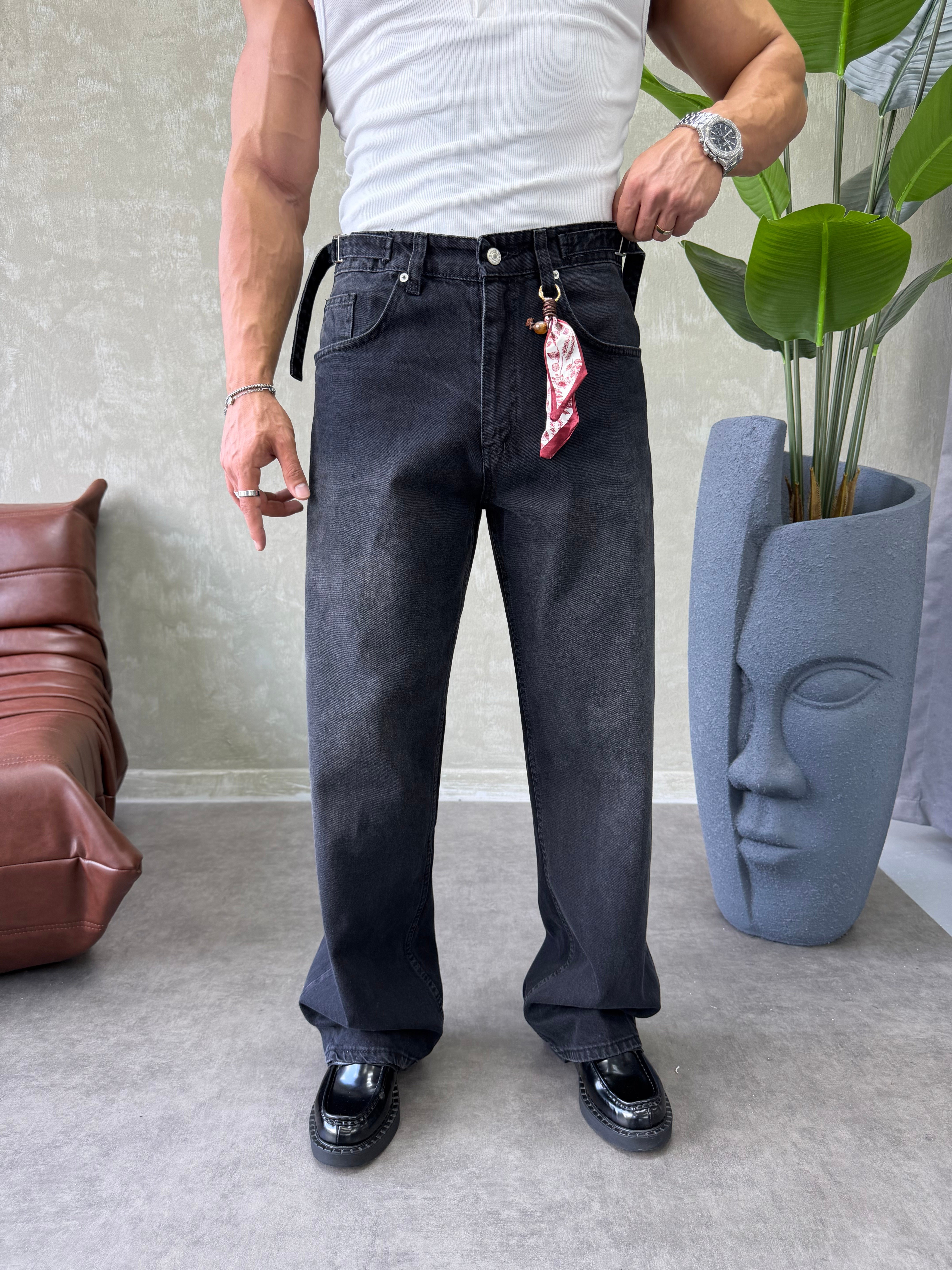TASARIM KEMER DETAYLI BAGGY JEAN SİYAH
