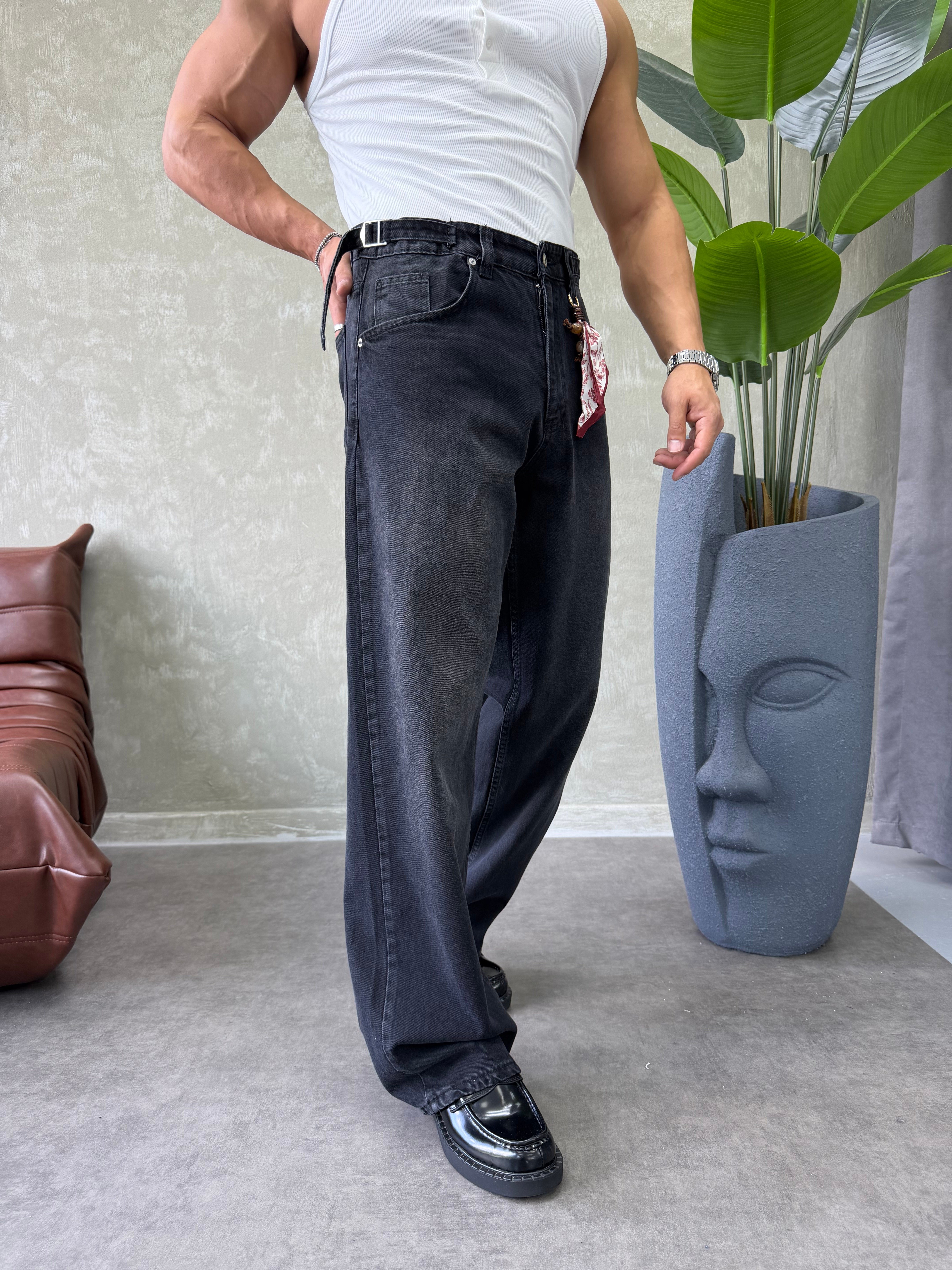 TASARIM KEMER DETAYLI BAGGY JEAN SİYAH