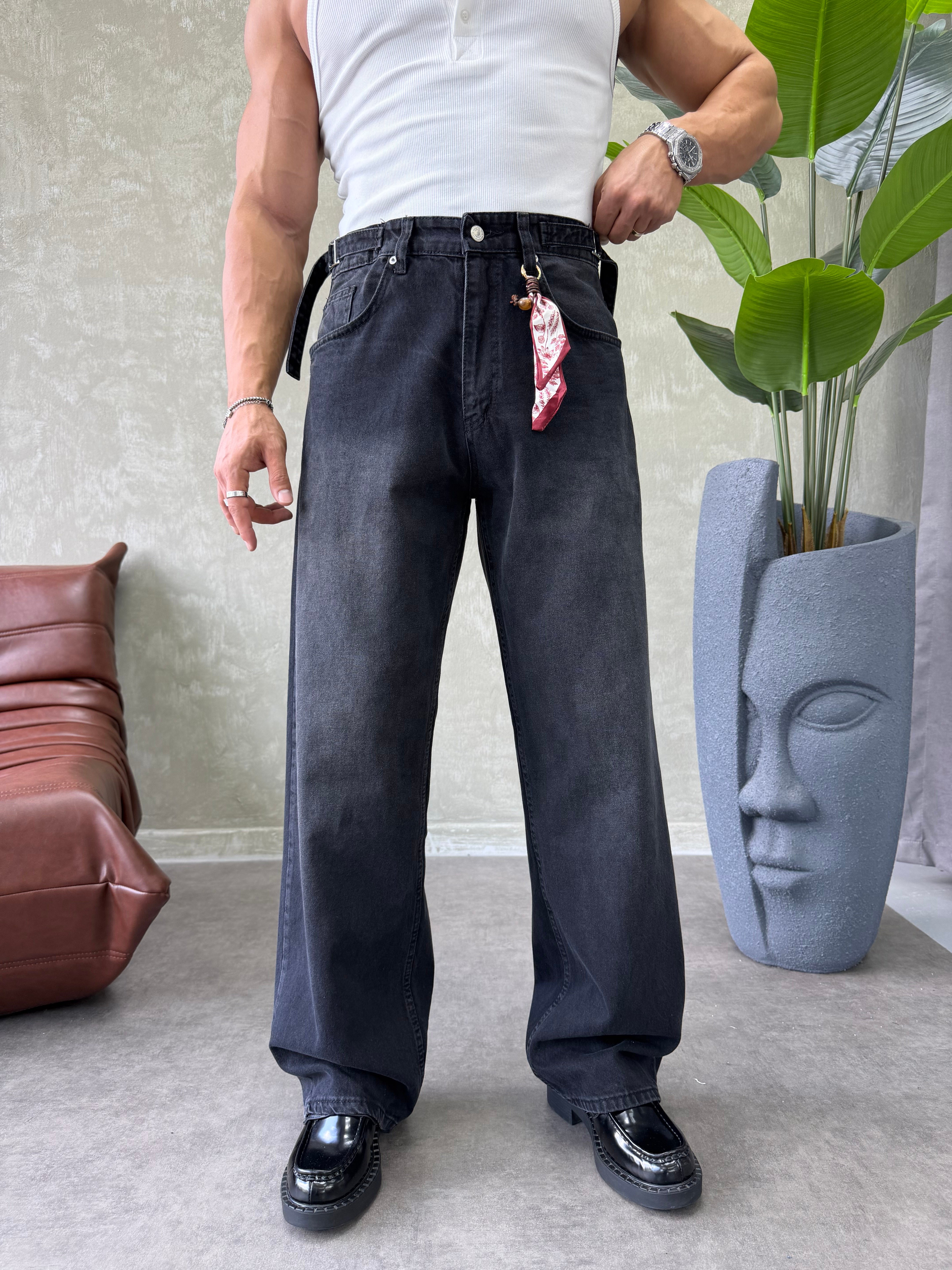 TASARIM KEMER DETAYLI BAGGY JEAN SİYAH