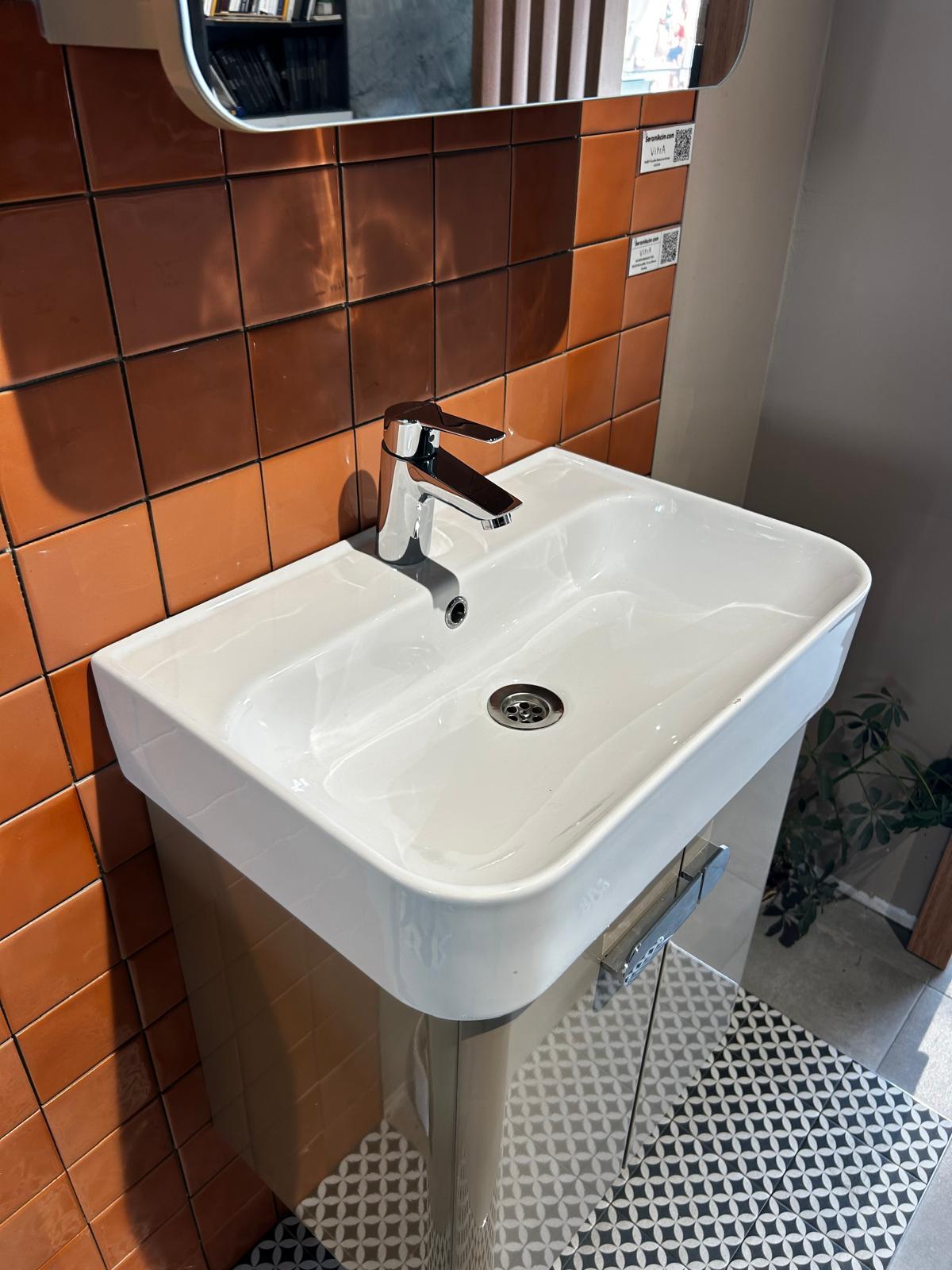 Orka Orbit 55cm Banyo Dolabı Set Parlak Cappucino Teşhir