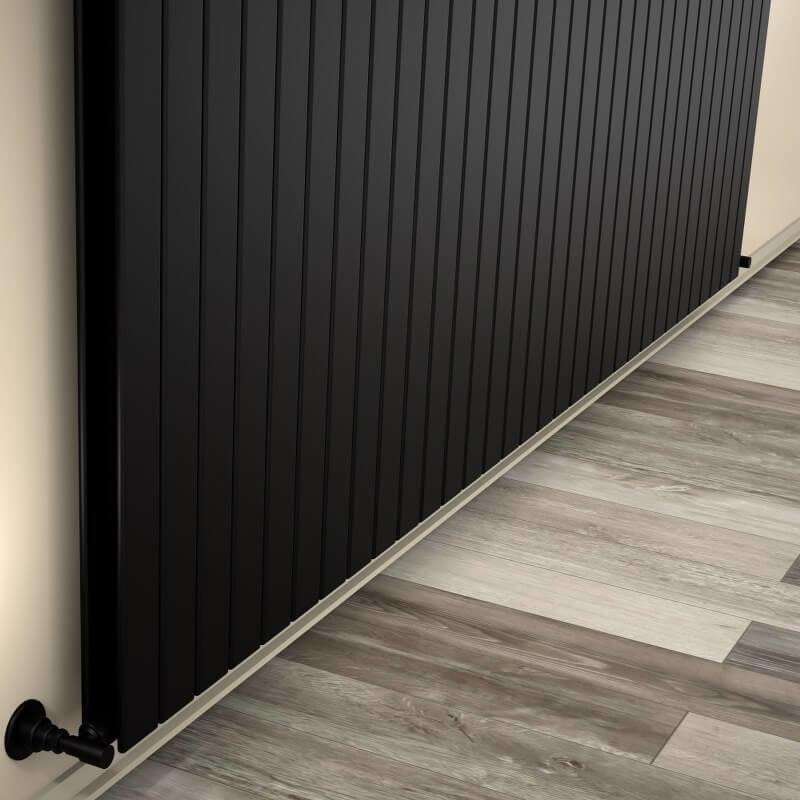 Tip 20V Dekoratif Radyatör 400x2364 Mat Siyah