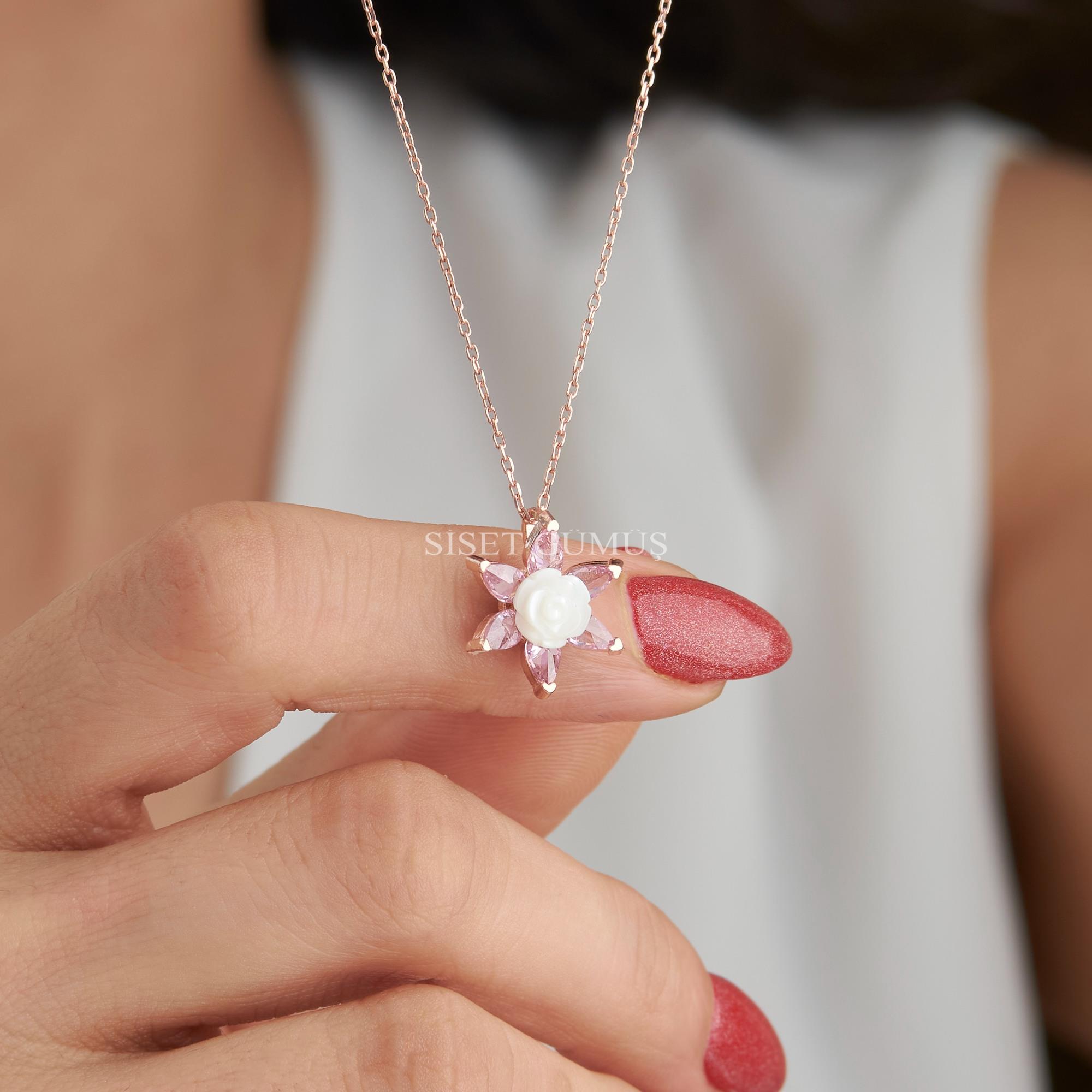 925 AYAR MANOLYA ÇİÇEKLİ  PEMBE KUVARS TAŞLI YILDIZ LOTUS GÜMÜŞL KOLYE