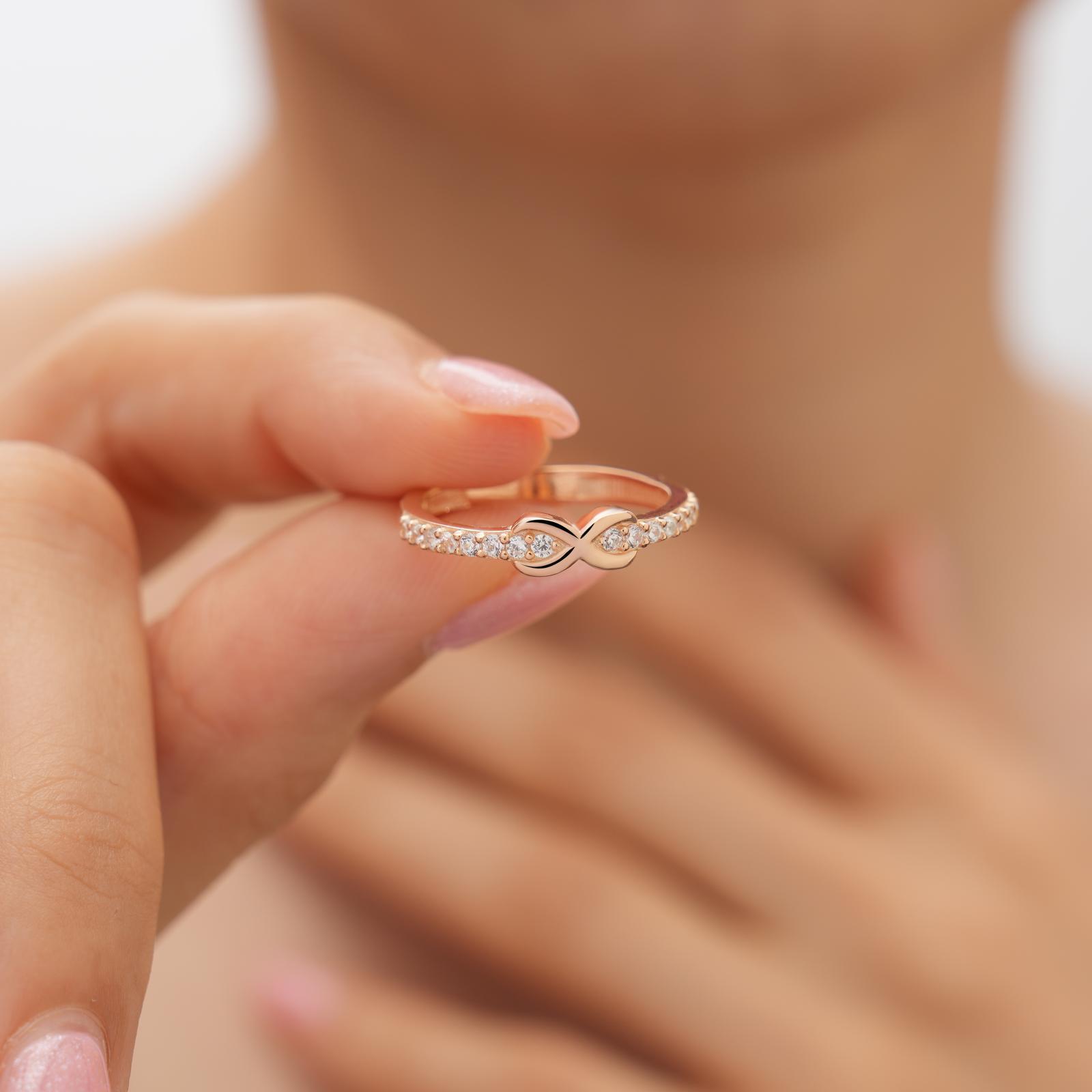 925 AYAR ROSE GOLD KAPLAMA SIRA ZİRKON TAŞLI SONSUZLUK GÜMÜŞ YÜZÜK
