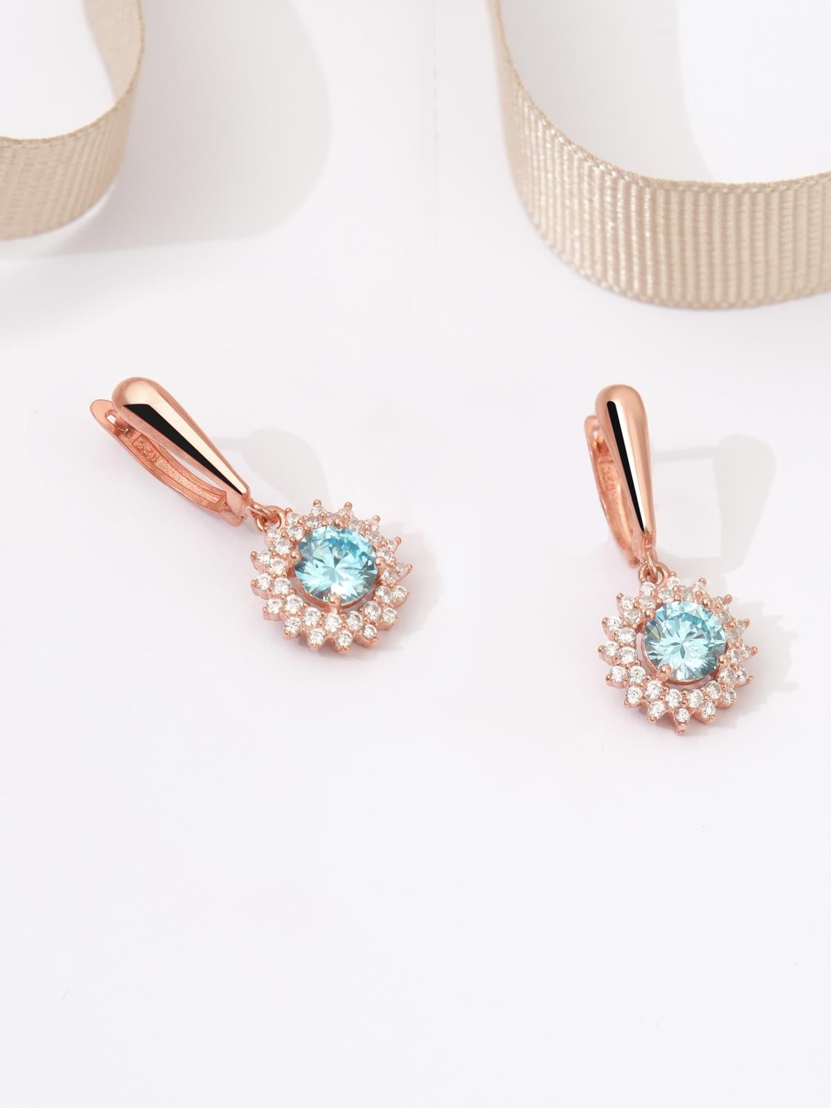 925 AYAR ROSE KAPLAMA AQUA MARİN TAŞLI ÇİÇEK MODEL GÜMÜŞ LKÜPE