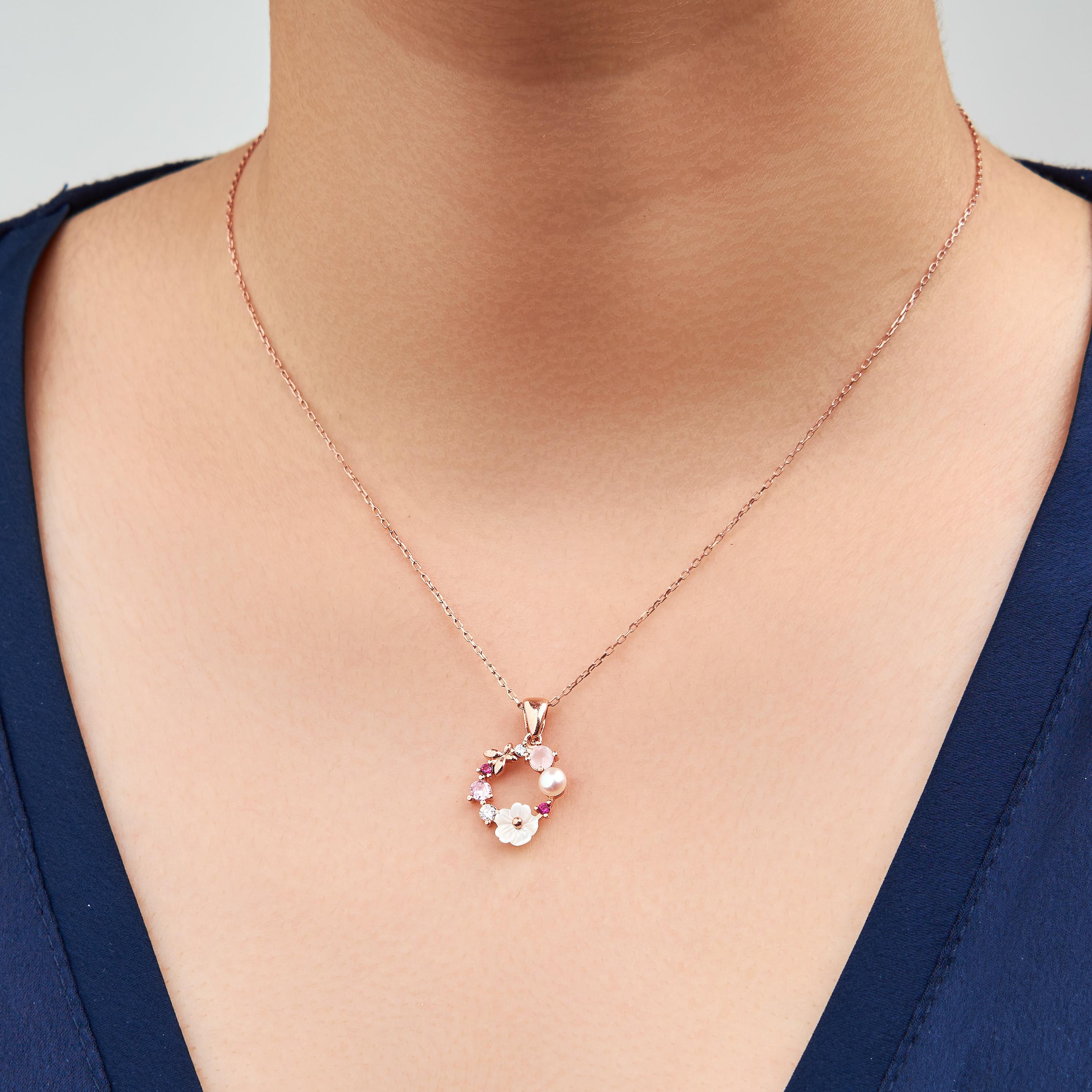 925 Ayar Rose Kaplama  Manolya Çiçeği Gümüş Kolye