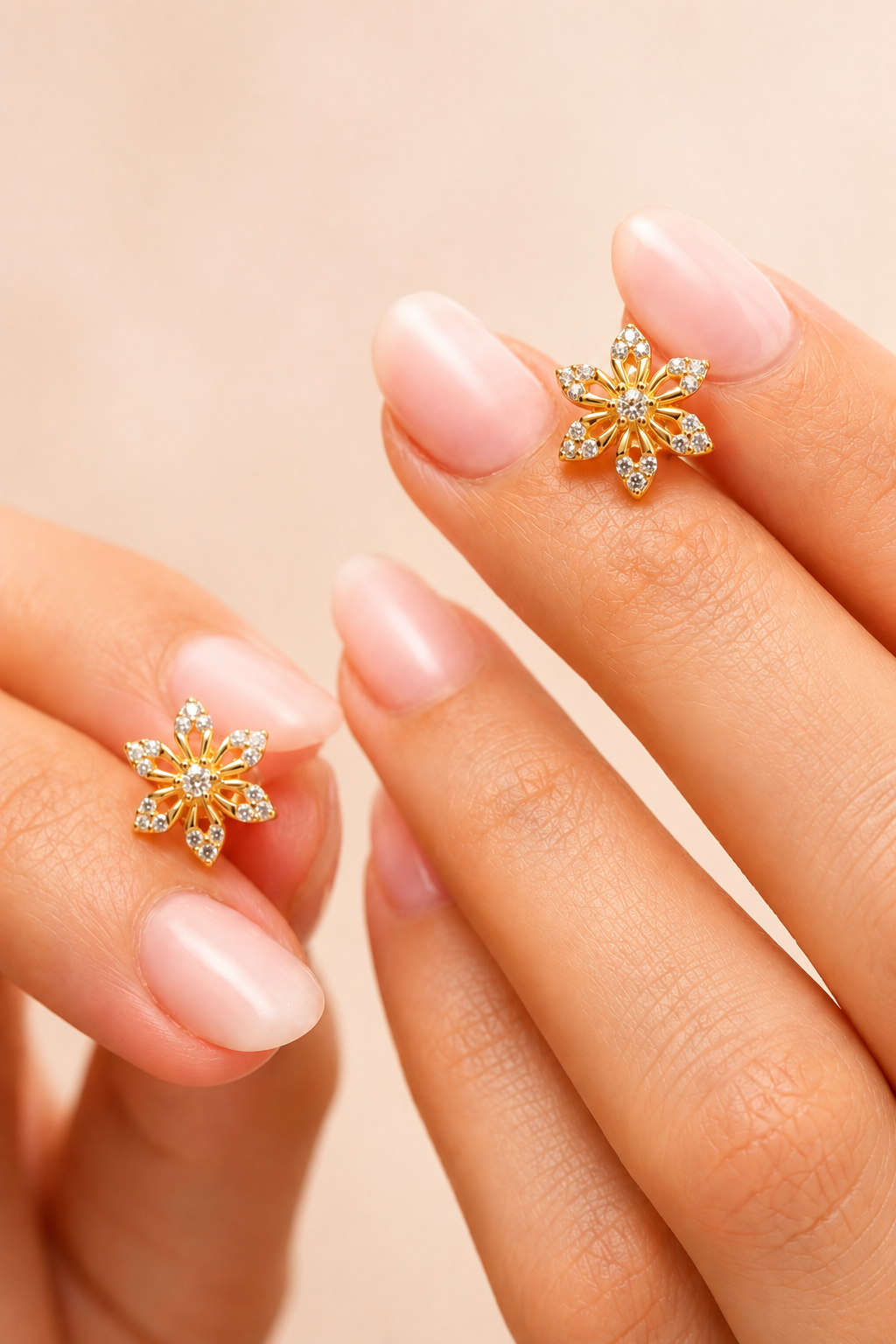 925  AYAR ROSE KAPLAMA ZİRKON TAŞLI YILDIZ MODEL GÜMÜŞ KÜPE