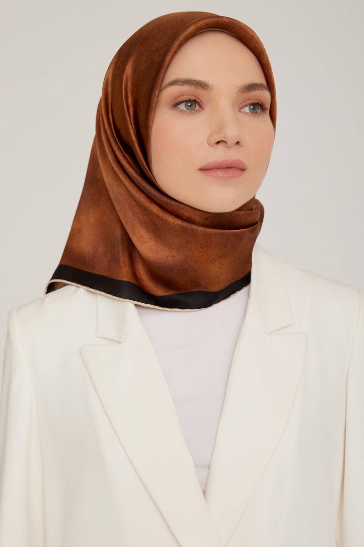 Armine 2022-23 Sonbahar Kış Sezonu Sura İpek Eşarp 8849D01 34