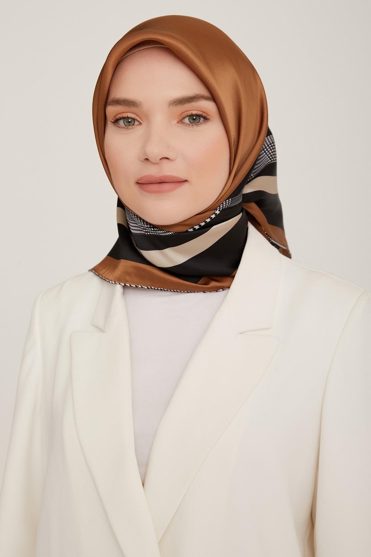 Armine 2022-23 Sonbahar Kış Sezonu Twill İpek Eşarp 8811D02 37