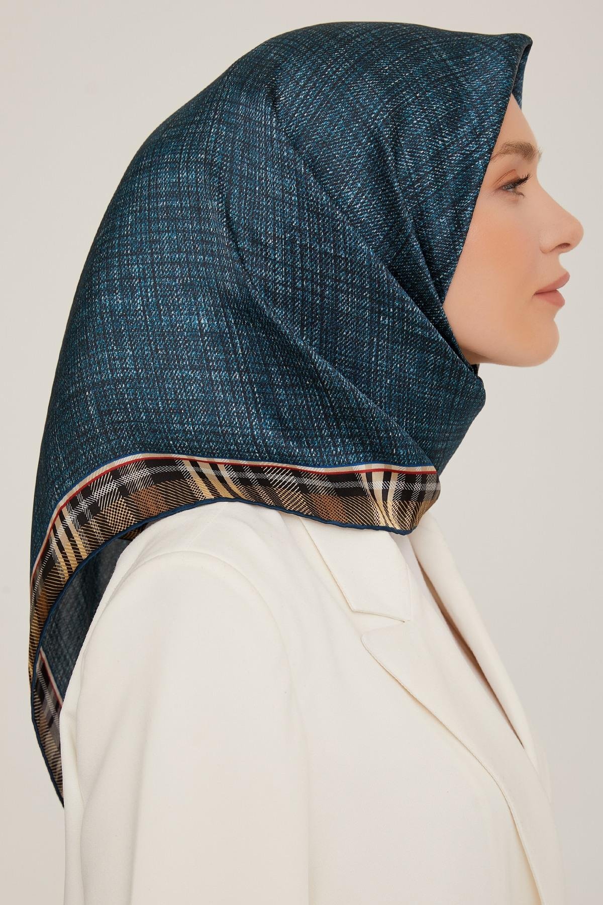 Armine 2022-23 Sonbahar Kış Sezonu Twill İpek Eşarp 8803D02 34