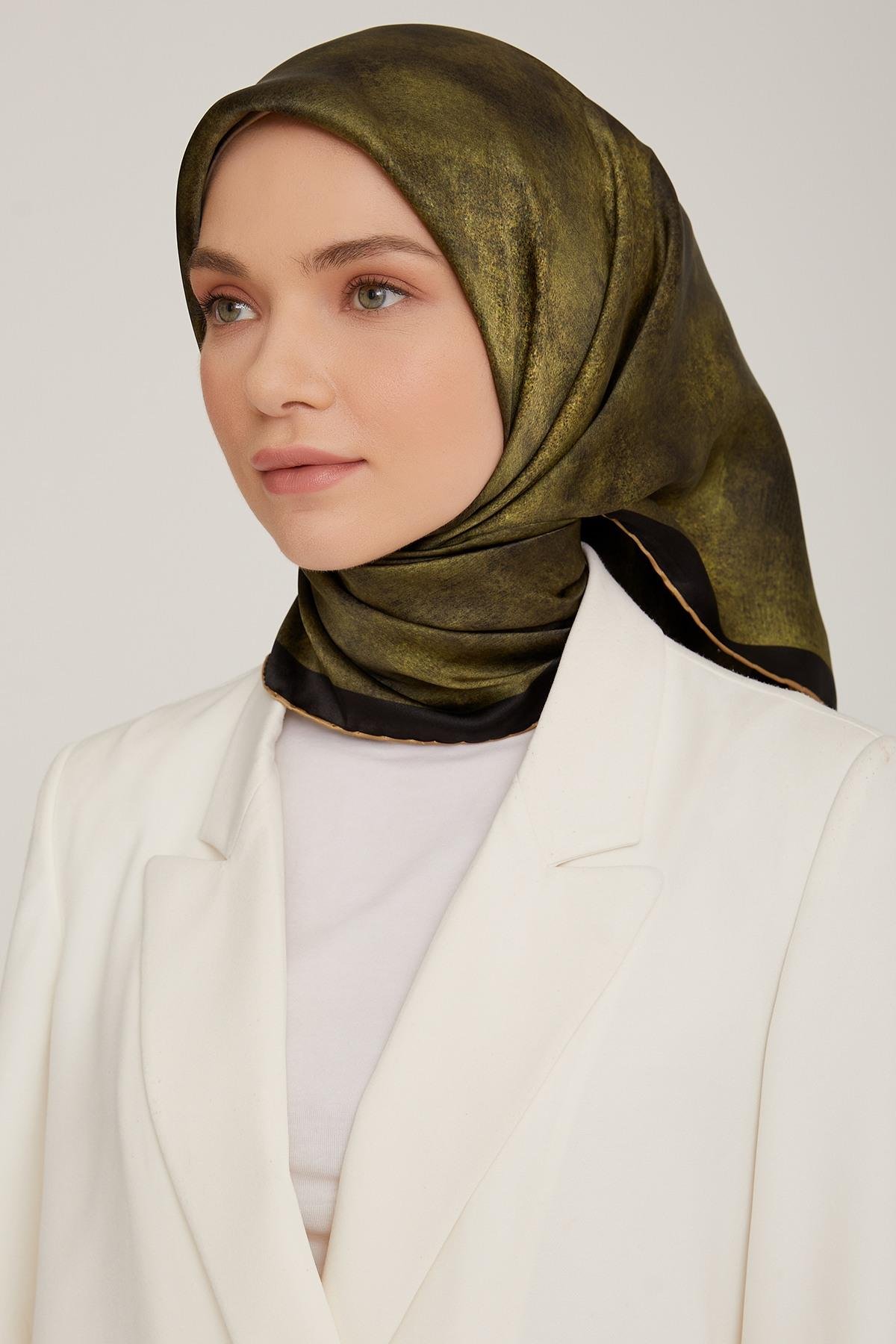 Armine 2022-23 Sonbahar Kış Sezonu Twill İpek Eşarp 8849D02 31