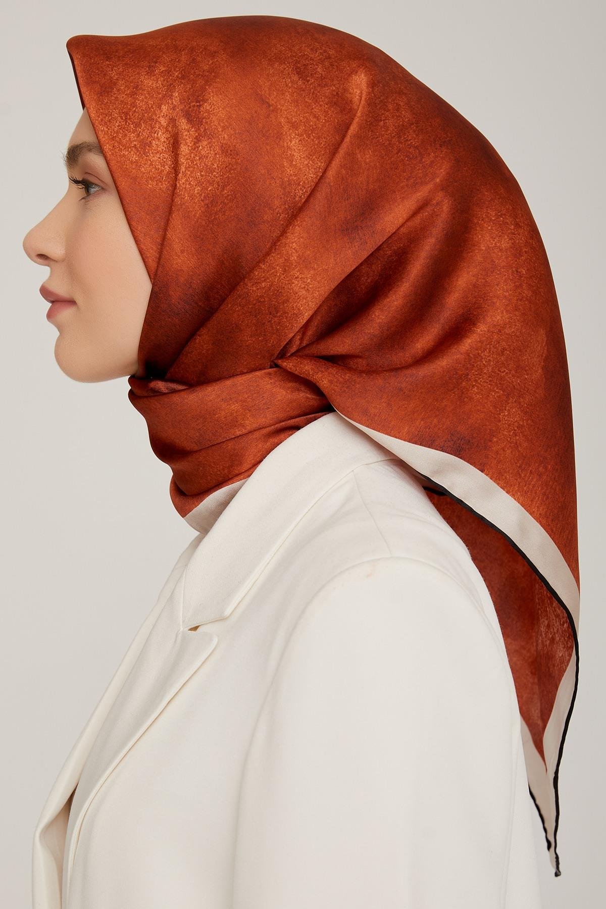 Armine 2022-23 Sonbahar Kış Sezonu Twill İpek Eşarp 8849D02 54