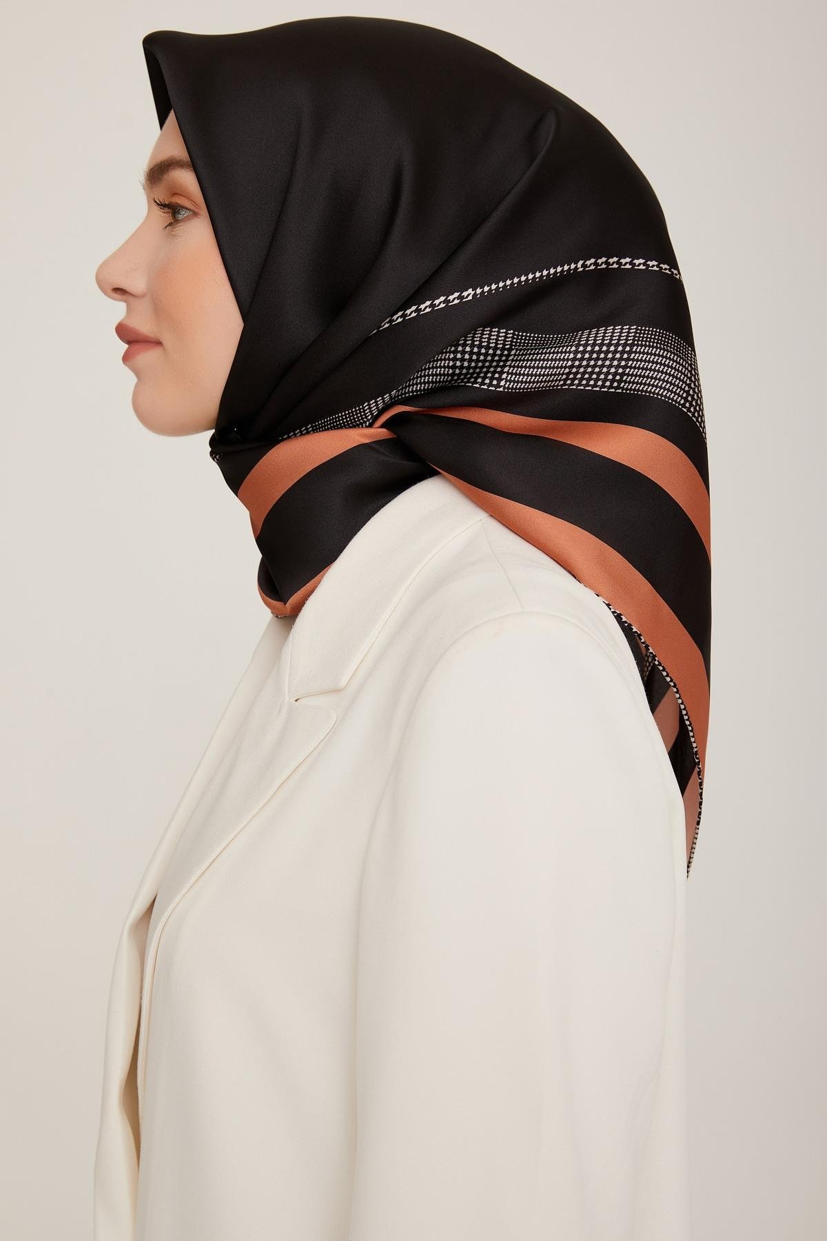 Armine 2022-23 Sonbahar Kış Sezonu Twill İpek Eşarp 8811D02 04