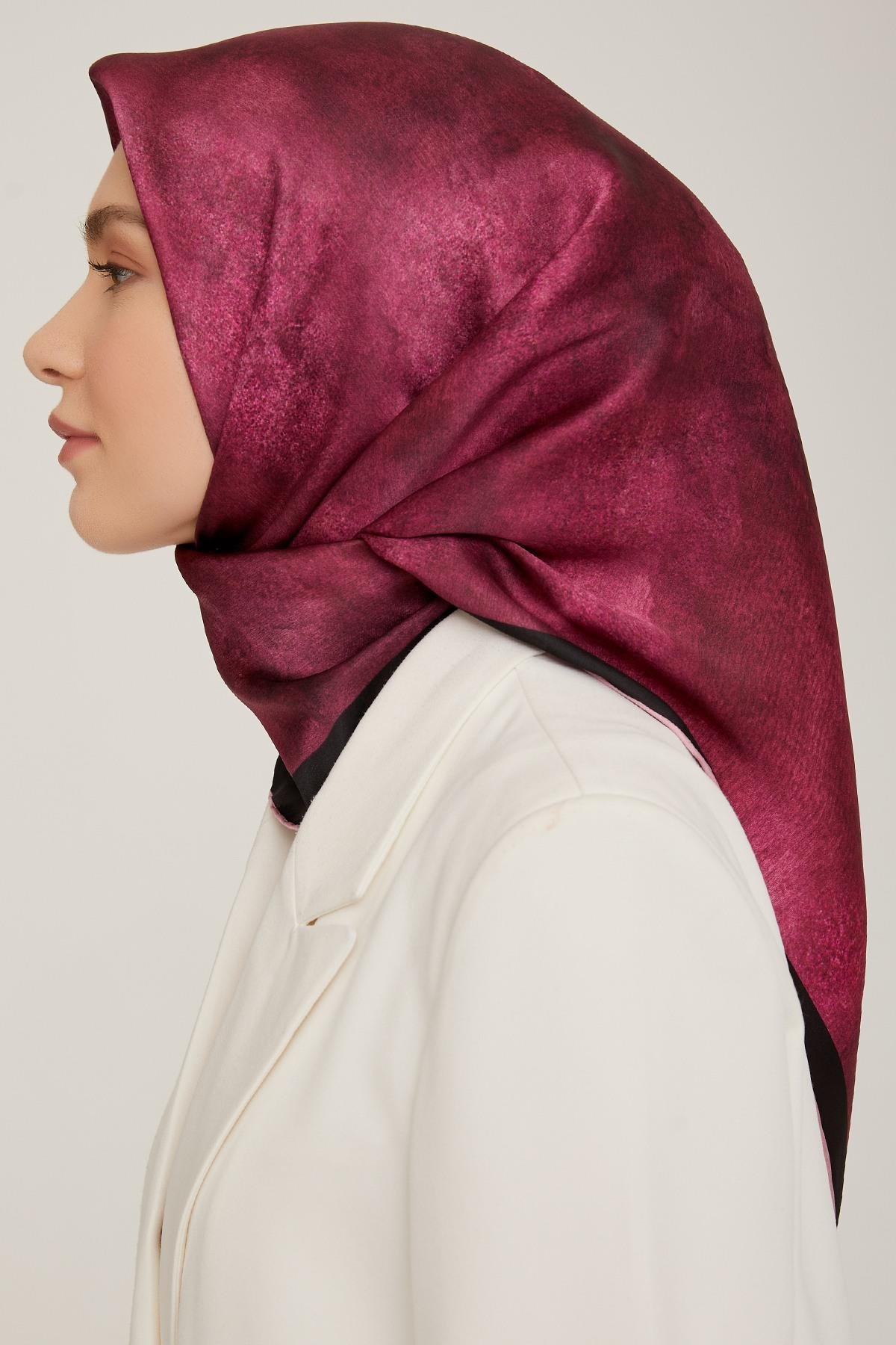 Armine 2022-23 Sonbahar Kış Sezonu Twill İpek Eşarp 8849D02 32