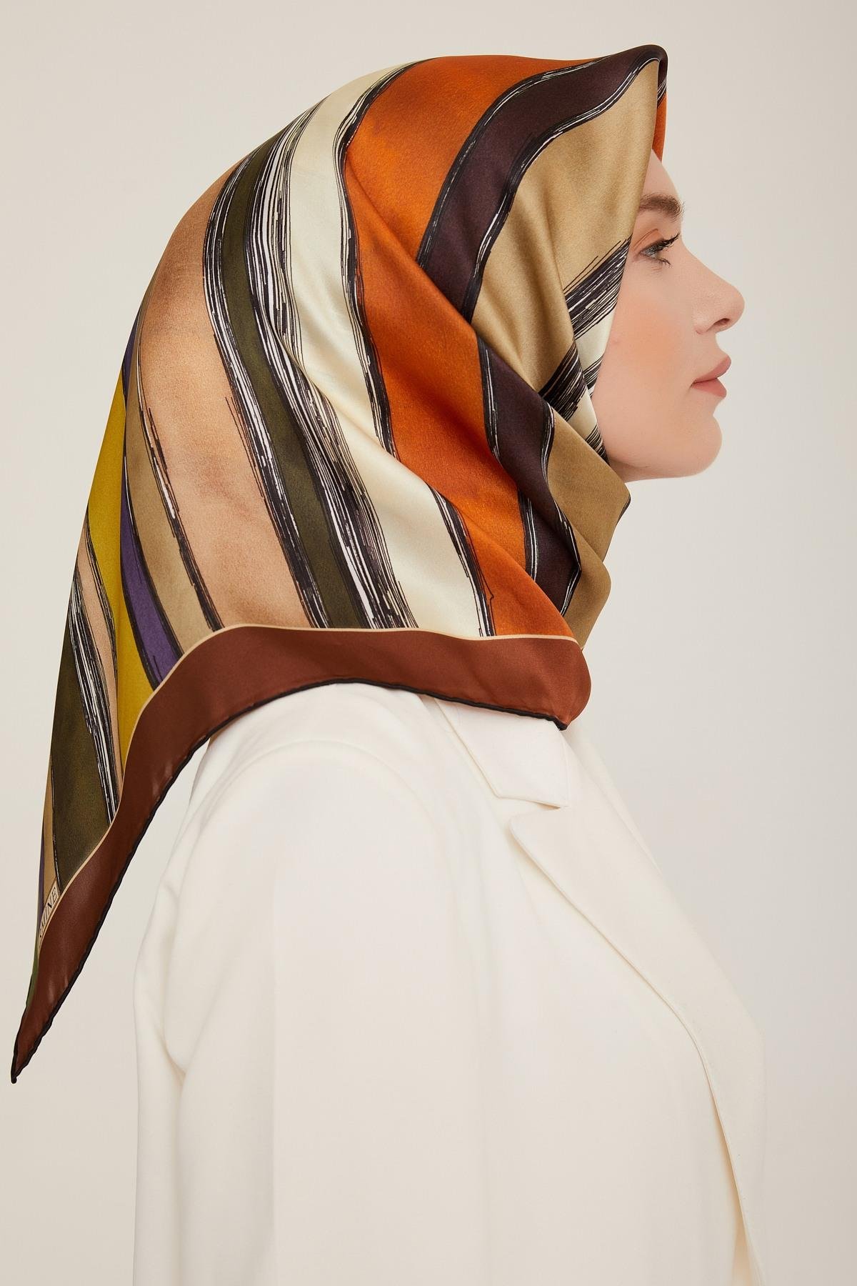 Armine 2022-23 Sonbahar Kış Sezonu Twill İpek Eşarp 8802D02 31