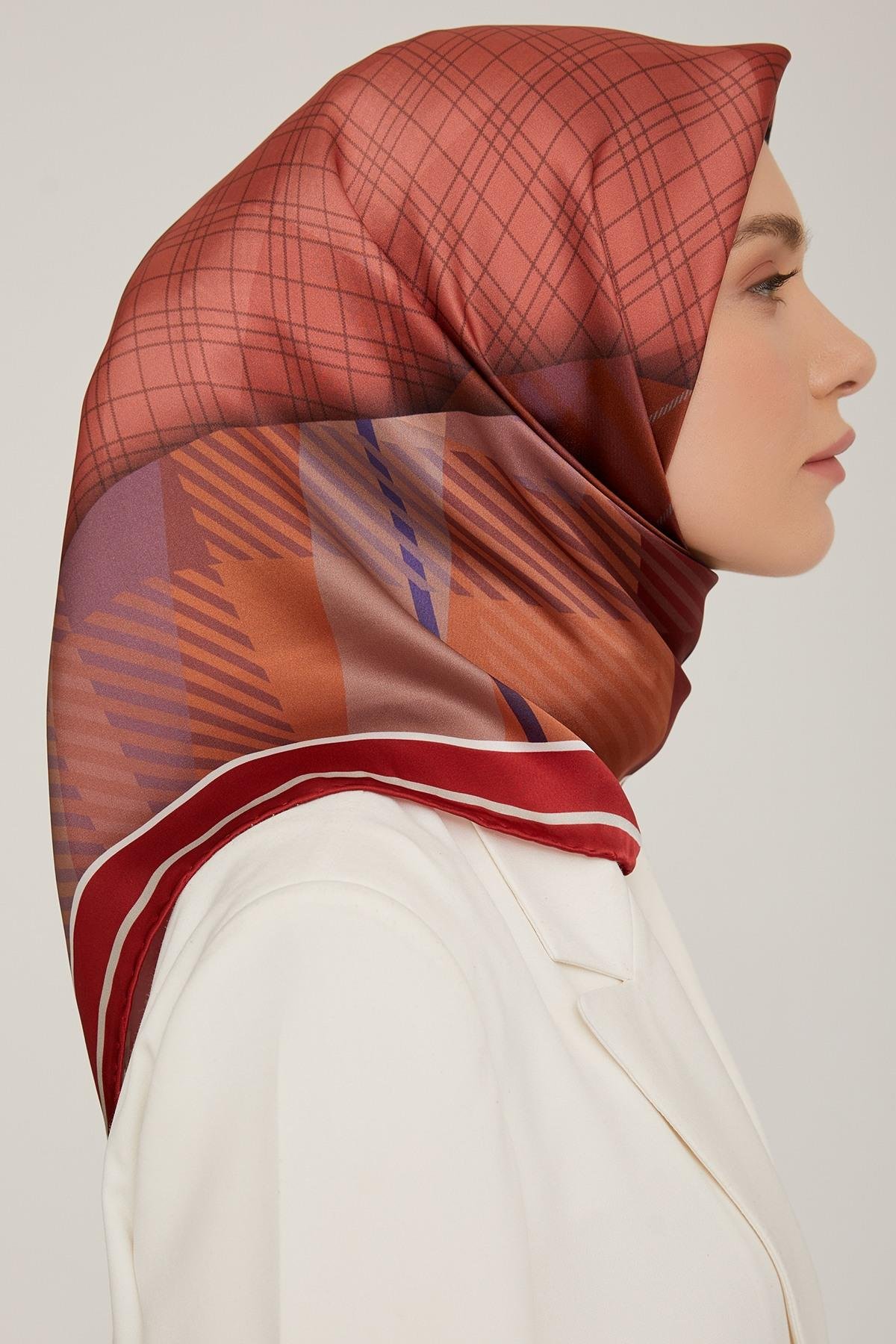 Armine 2022-23 Sonbahar Kış Sezonu Twill İpek Eşarp 8819D02 52