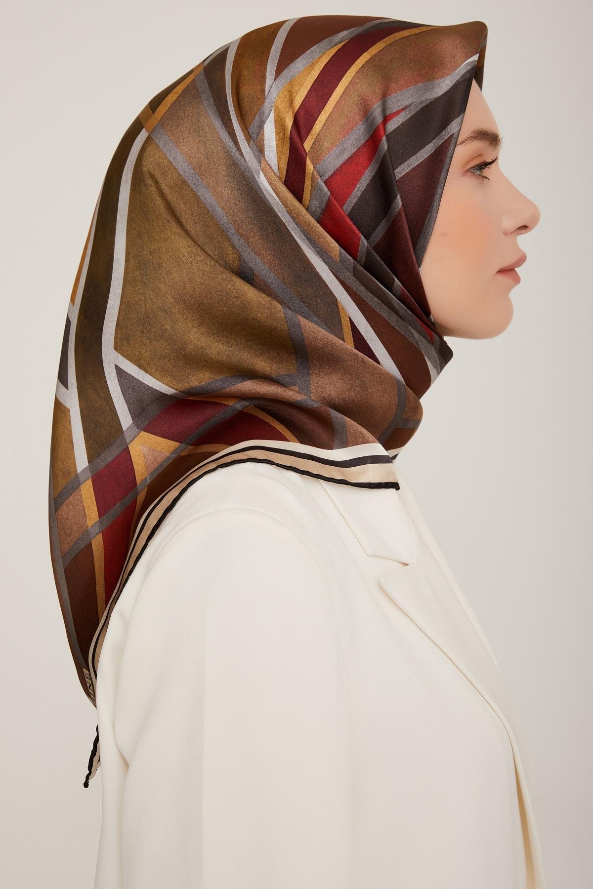 Armine 2022-23 Sonbahar Kış Sezonu Twill İpek Eşarp 8843D02 37