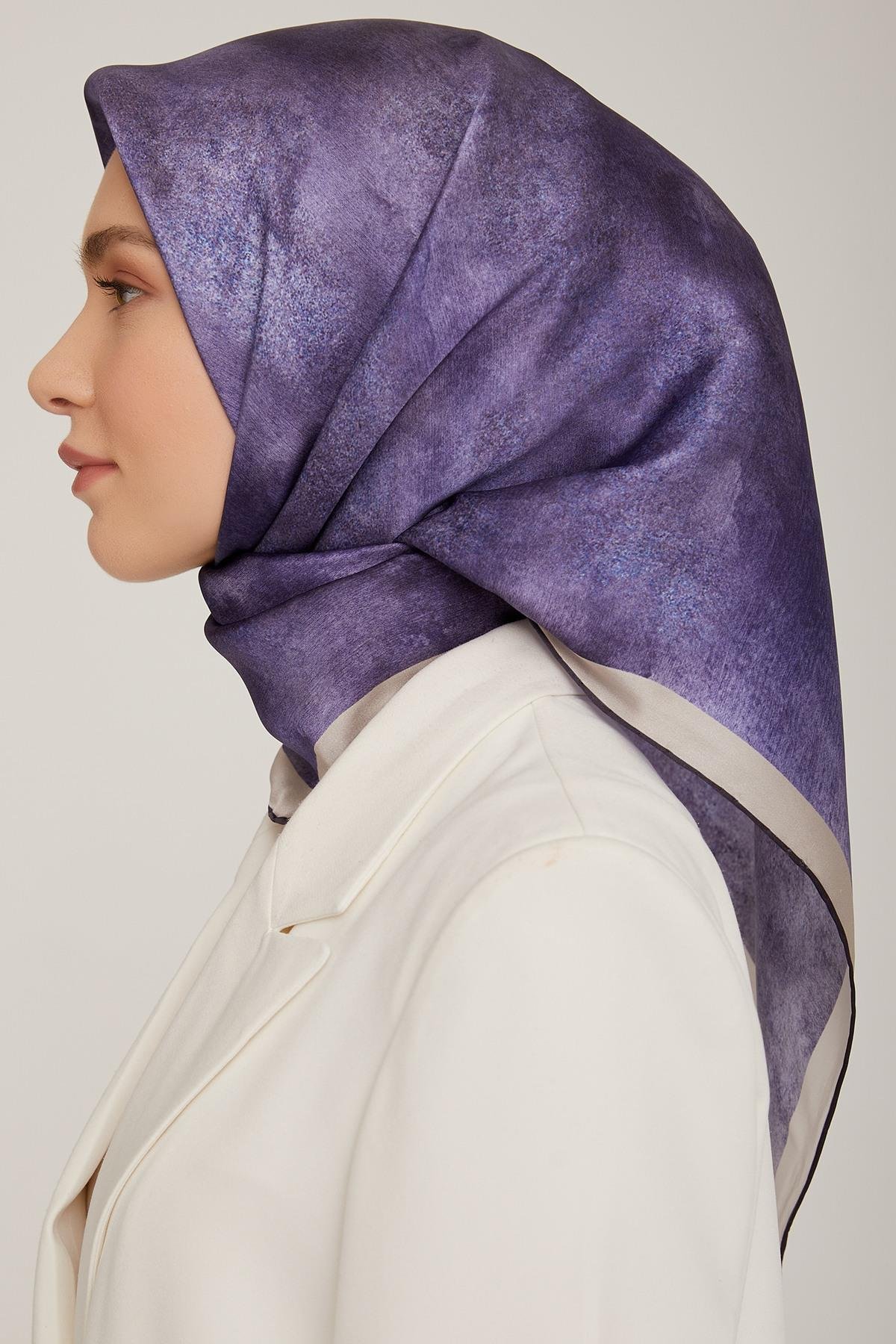 Armine 2022-23 Sonbahar Kış Sezonu Twill İpek Eşarp 8849D02 01