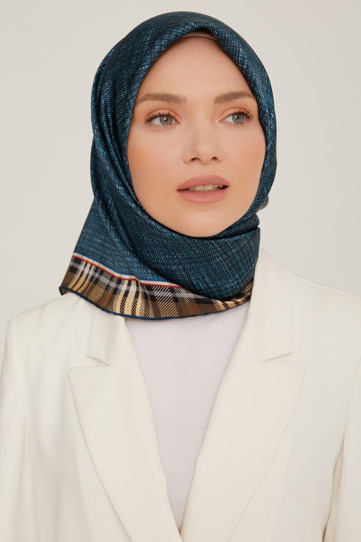 Armine 2022-23 Sonbahar Kış Sezonu Twill İpek Eşarp 8803D02 34