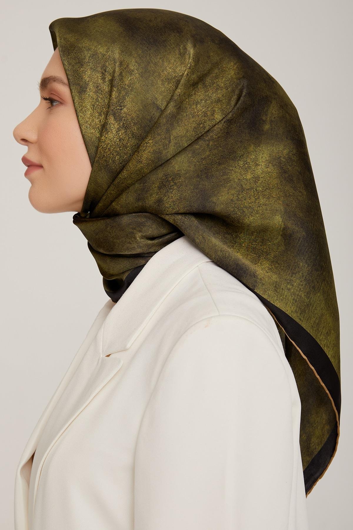 Armine 2022-23 Sonbahar Kış Sezonu Twill İpek Eşarp 8849D02 31