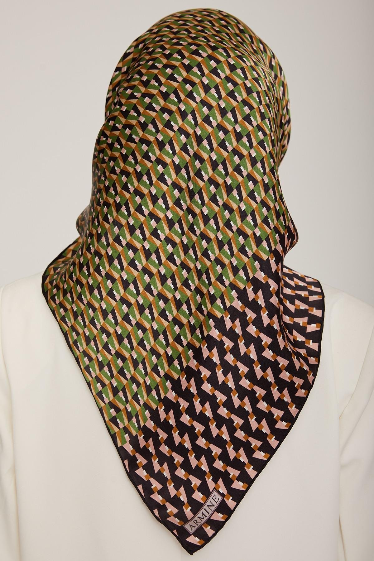 Armine 2022-23 Sonbahar Kış Sezonu Twill İpek Eşarp 8812D02 52