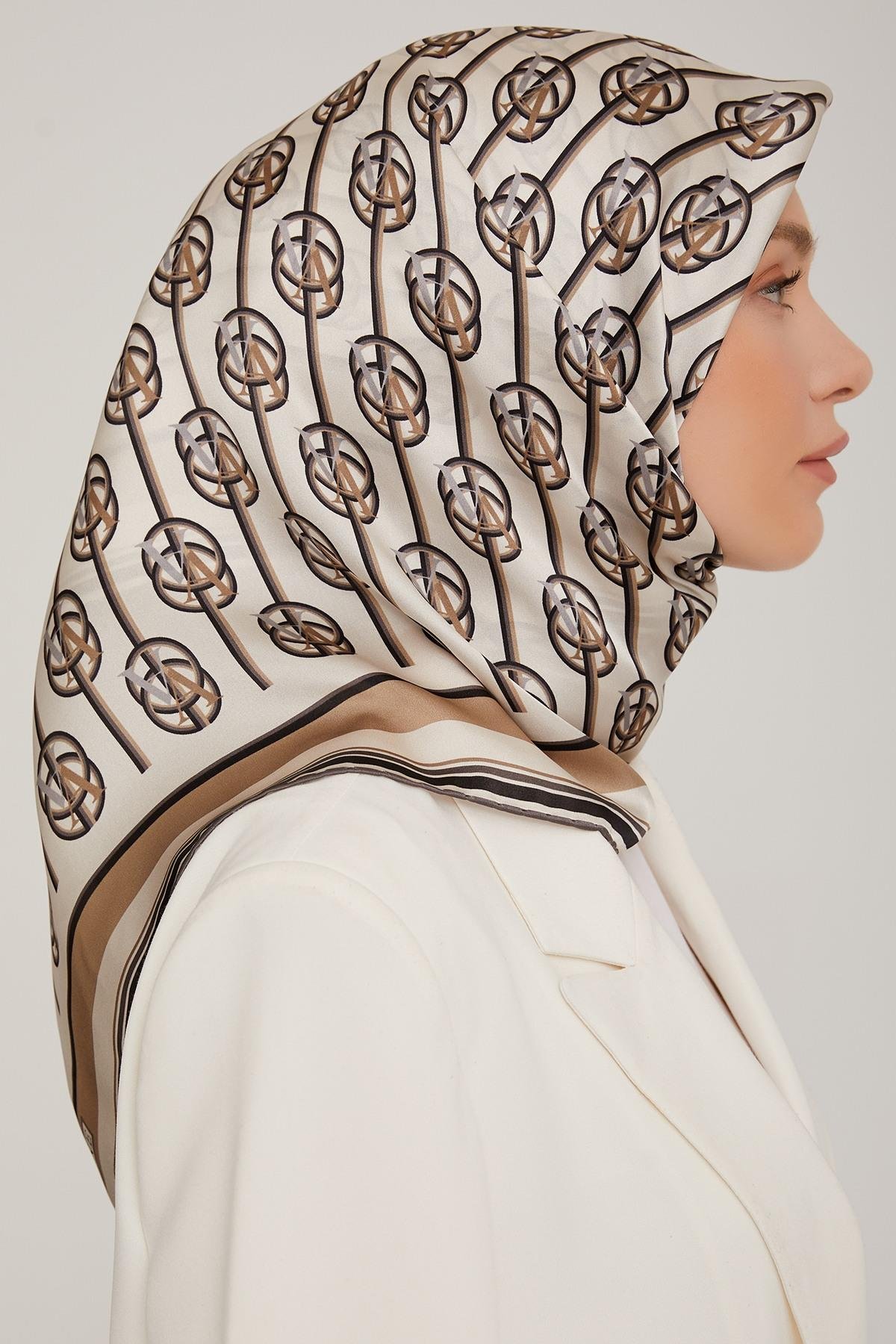 Armine 2022-23 Sonbahar Kış Sezonu Twill İpek Eşarp 8822D02 01