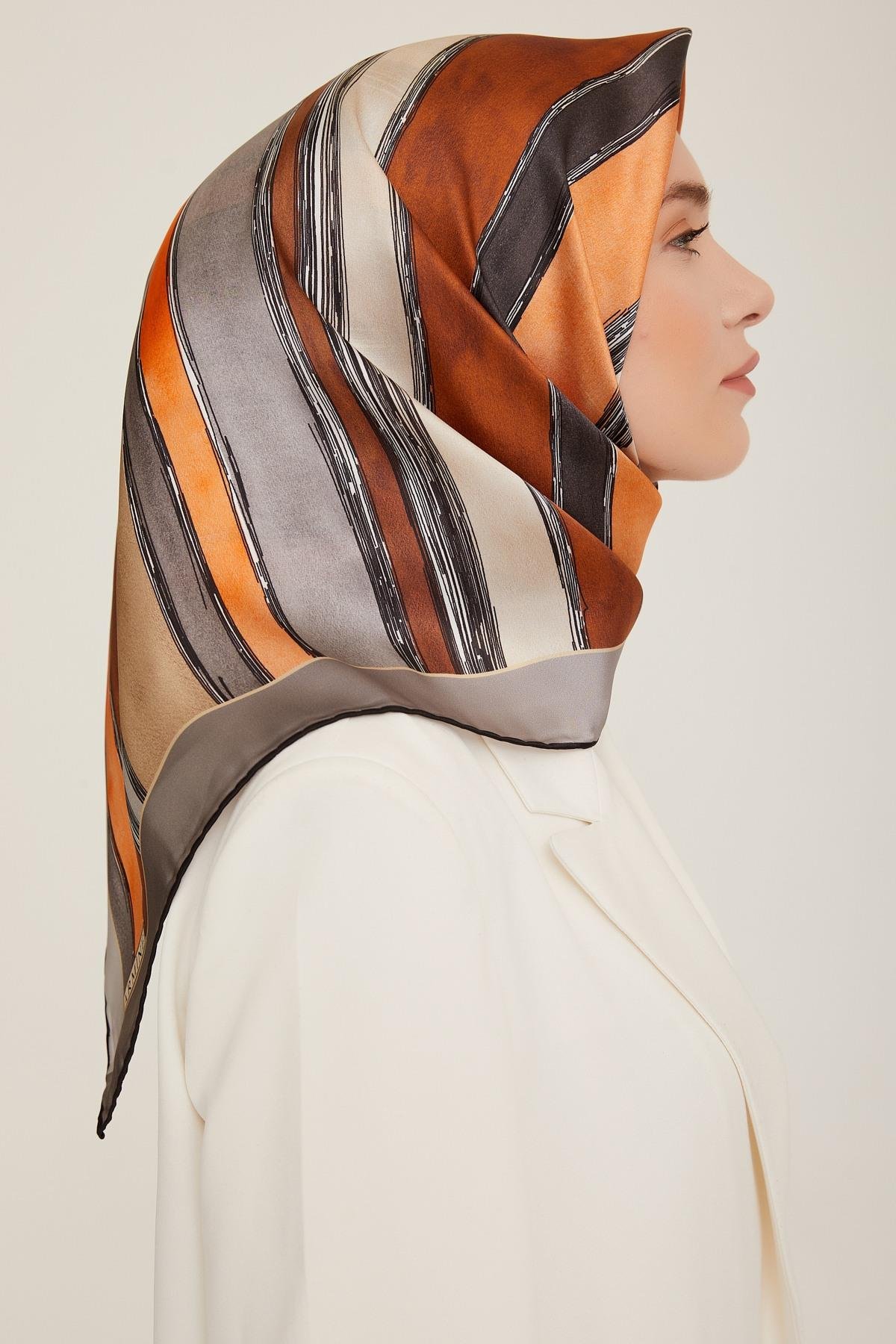 Armine 2022-23 Sonbahar Kış Sezonu Twill İpek Eşarp 8802D02 36
