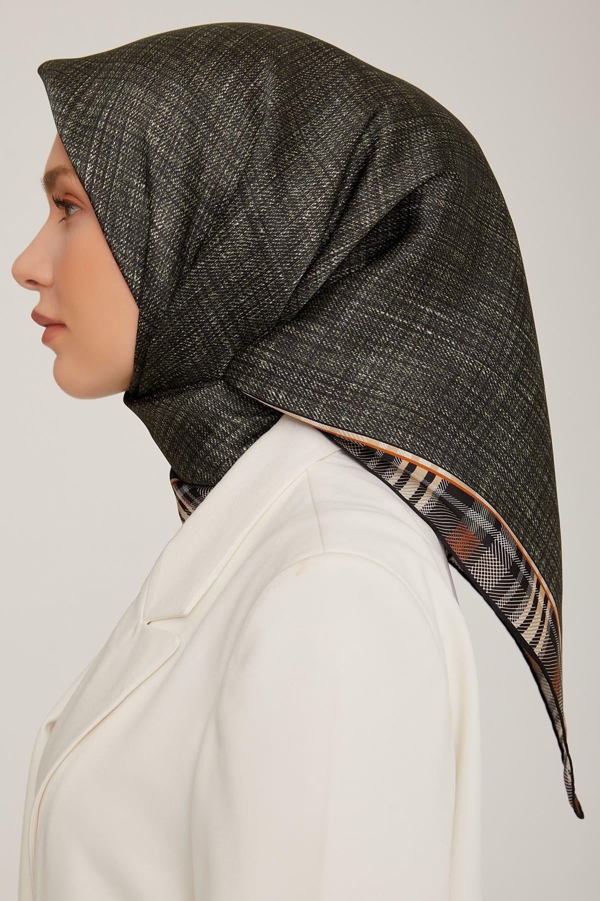 Armine 2022-23 Sonbahar Kış Sezonu Twill İpek Eşarp 8803D02 32