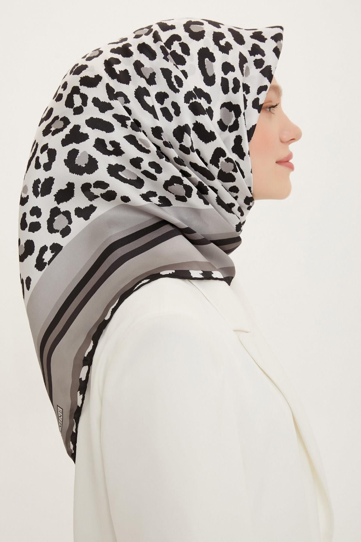 Armine 2022 İlkbahar Yaz Sezonu Twill İpek Eşarp Modelleri 8728D-54