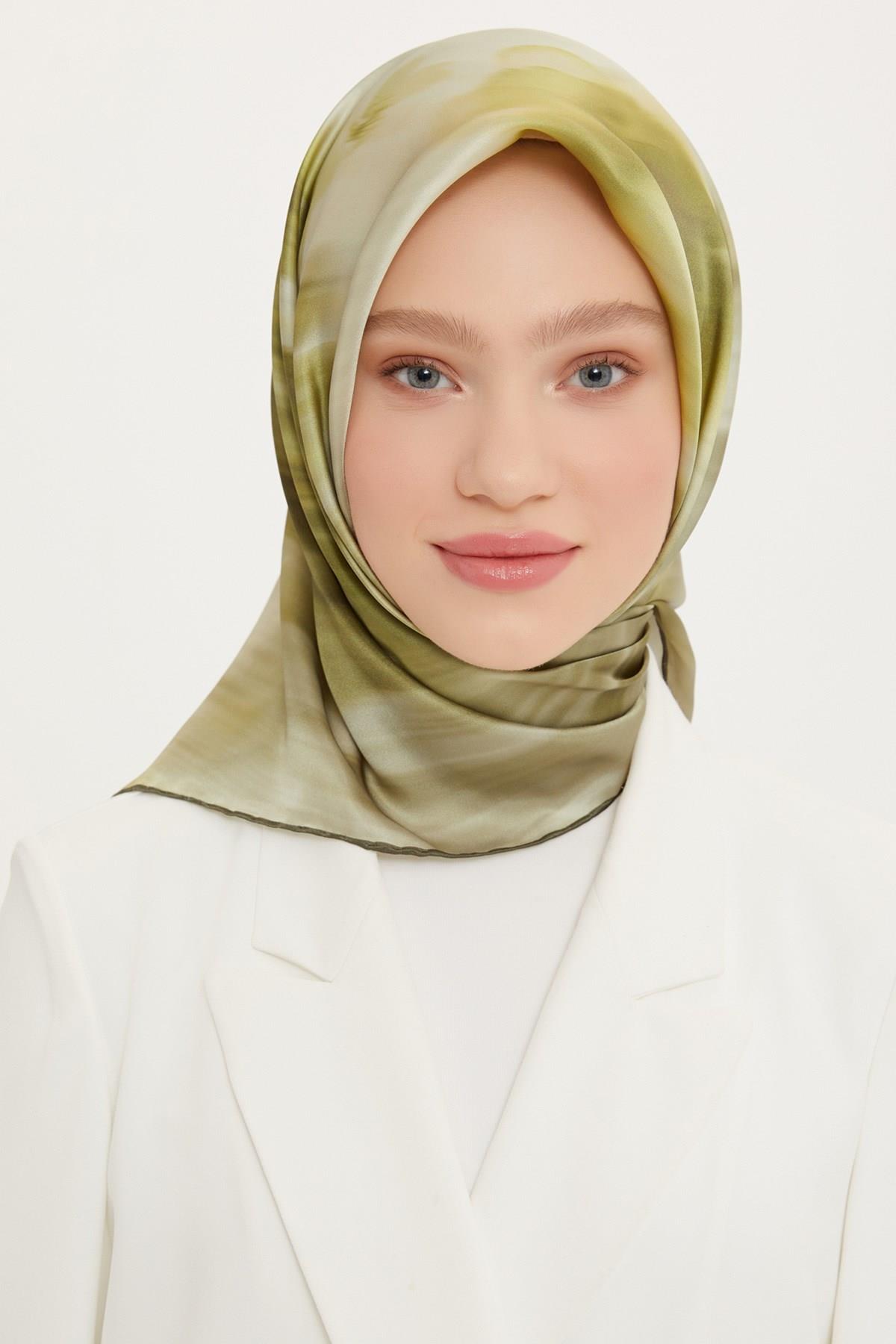 Armine 2022 İlkbahar Yaz Sezonu Twill İpek Eşarp Modelleri 8734D-32