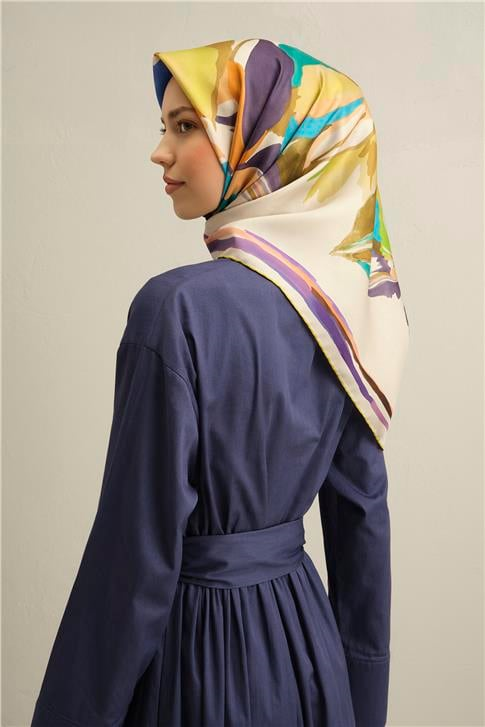 Armine Çiçek Desenli Saf İpek Sura Eşarp 9340D 05