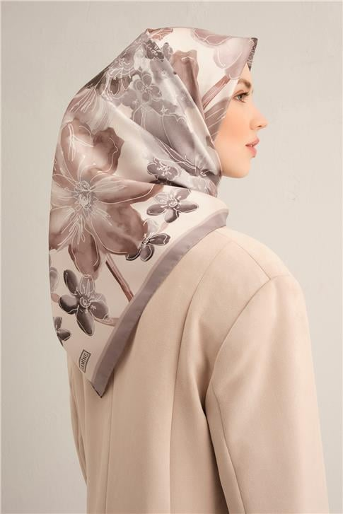 Armine Çiçek Desenli Saf İpek Twill Eşarp 9318D 83