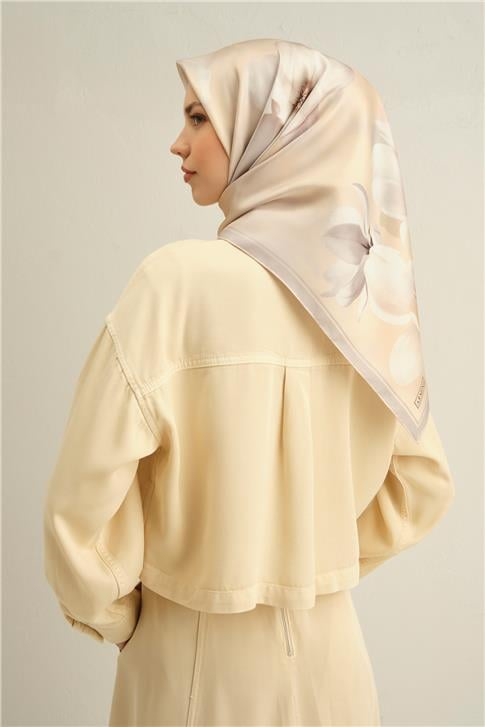 Armine Çiçek Desenli Saf İpek Twill Eşarp 9305D 82