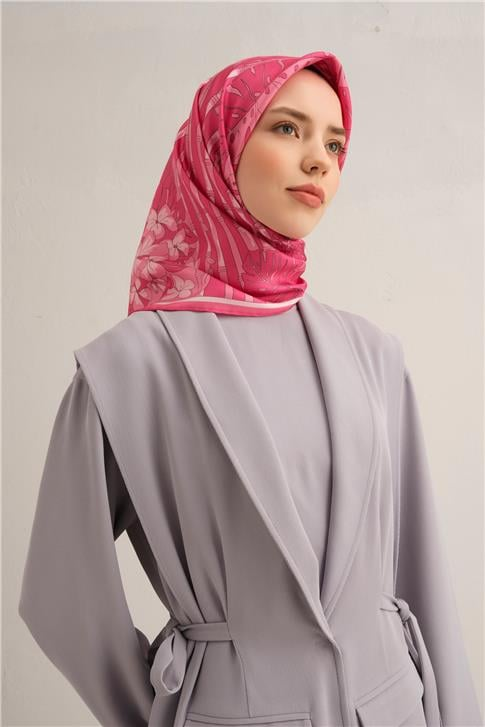 Armine Çiçek Desenli Saf İpek Twill Eşarp 9353D 36